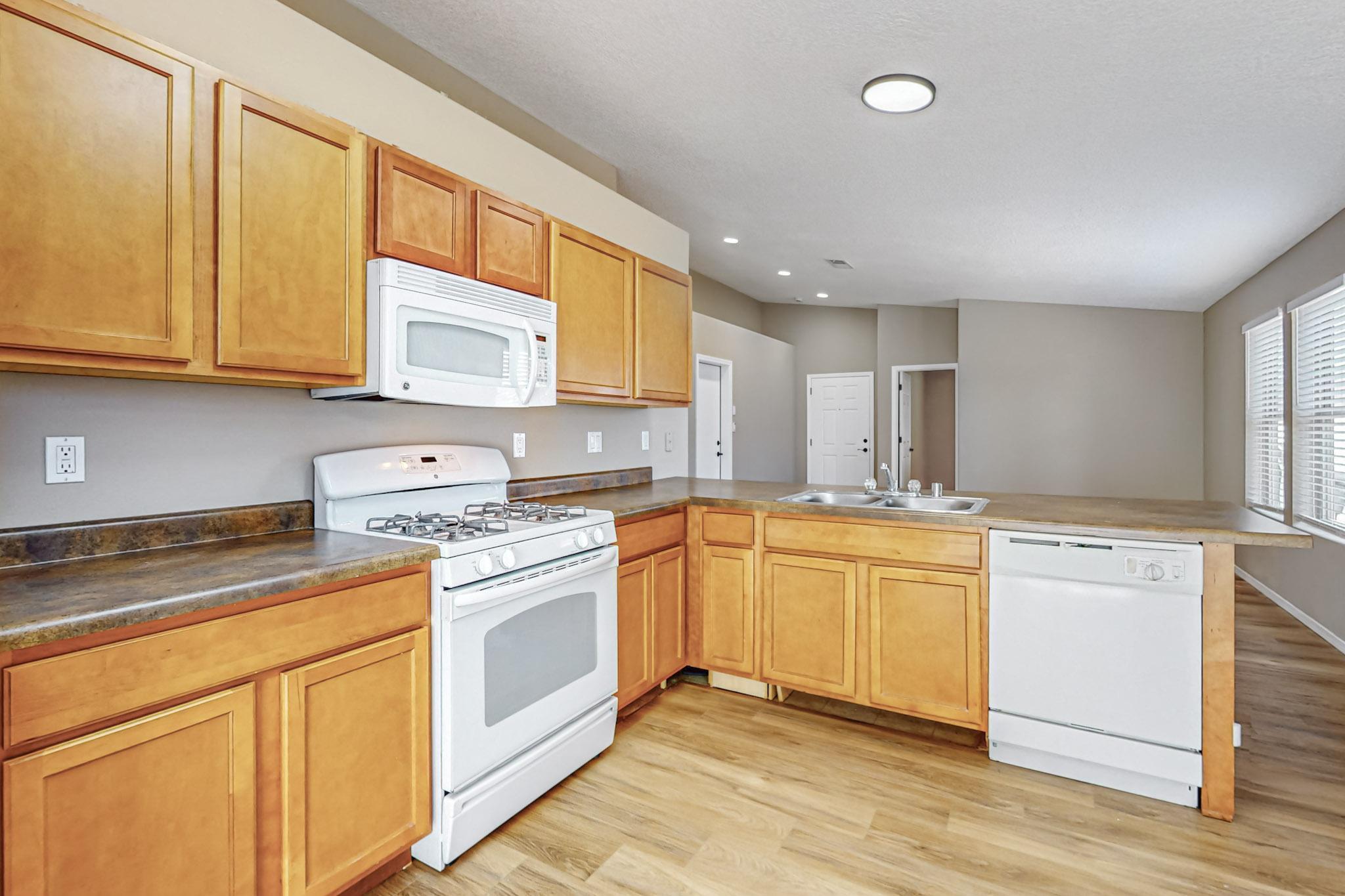 1209 Telstar Loop NW