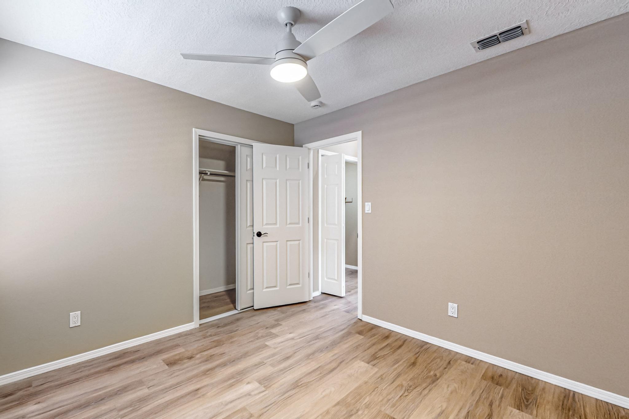 1209 Telstar Loop NW