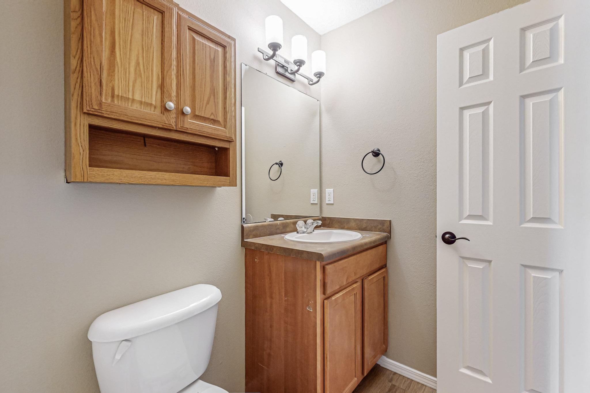 1209 Telstar Loop NW