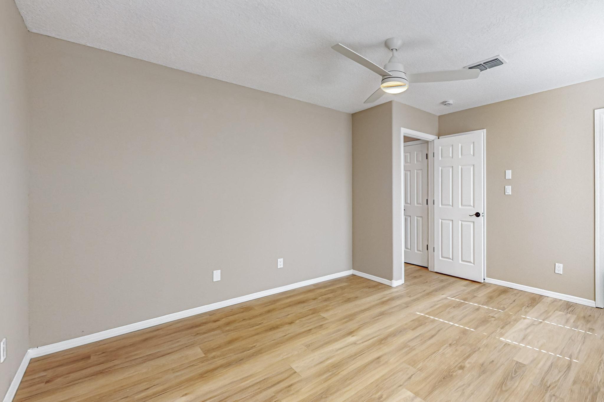 1209 Telstar Loop NW