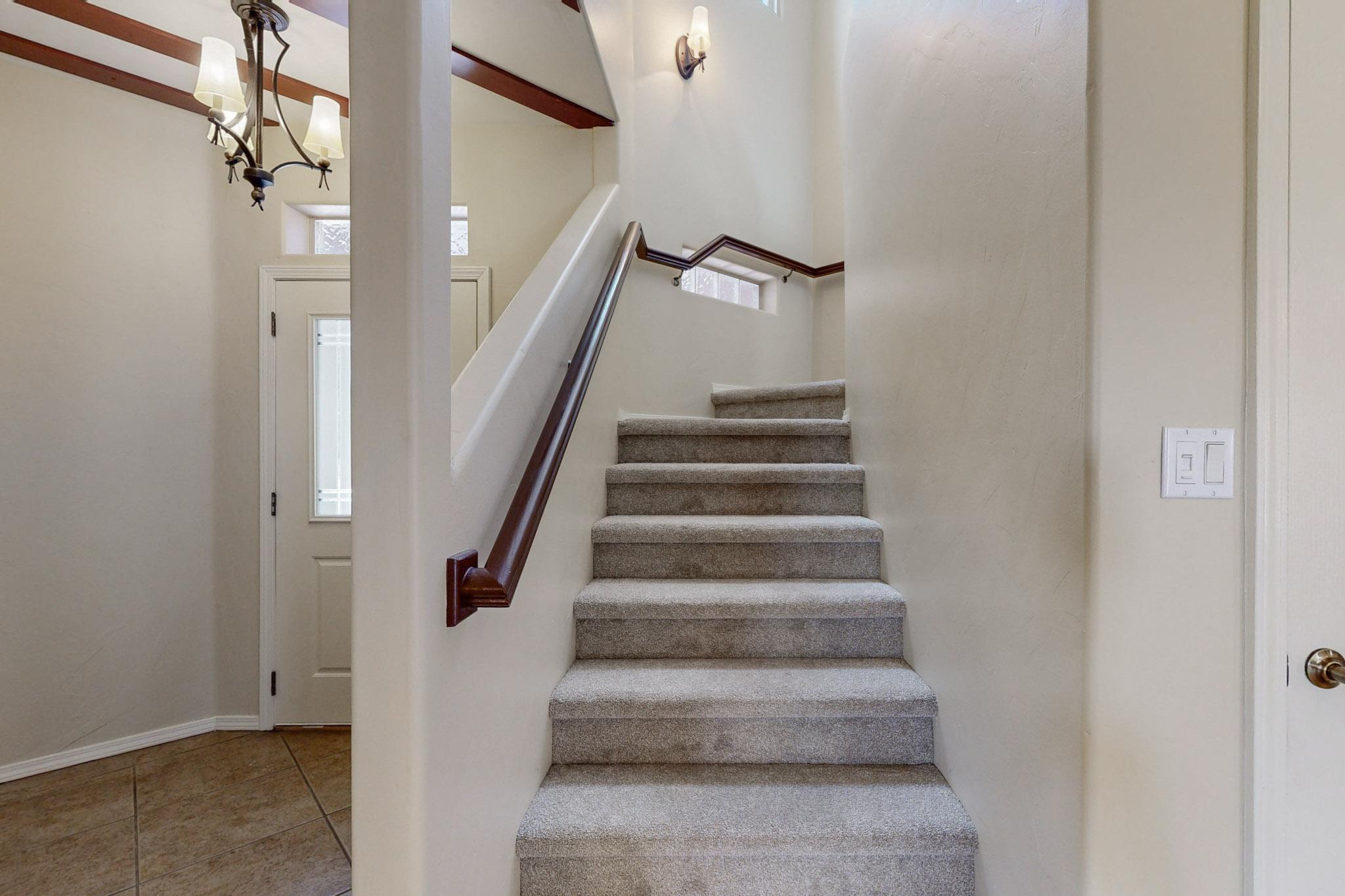 3400 Del Agua Court NE