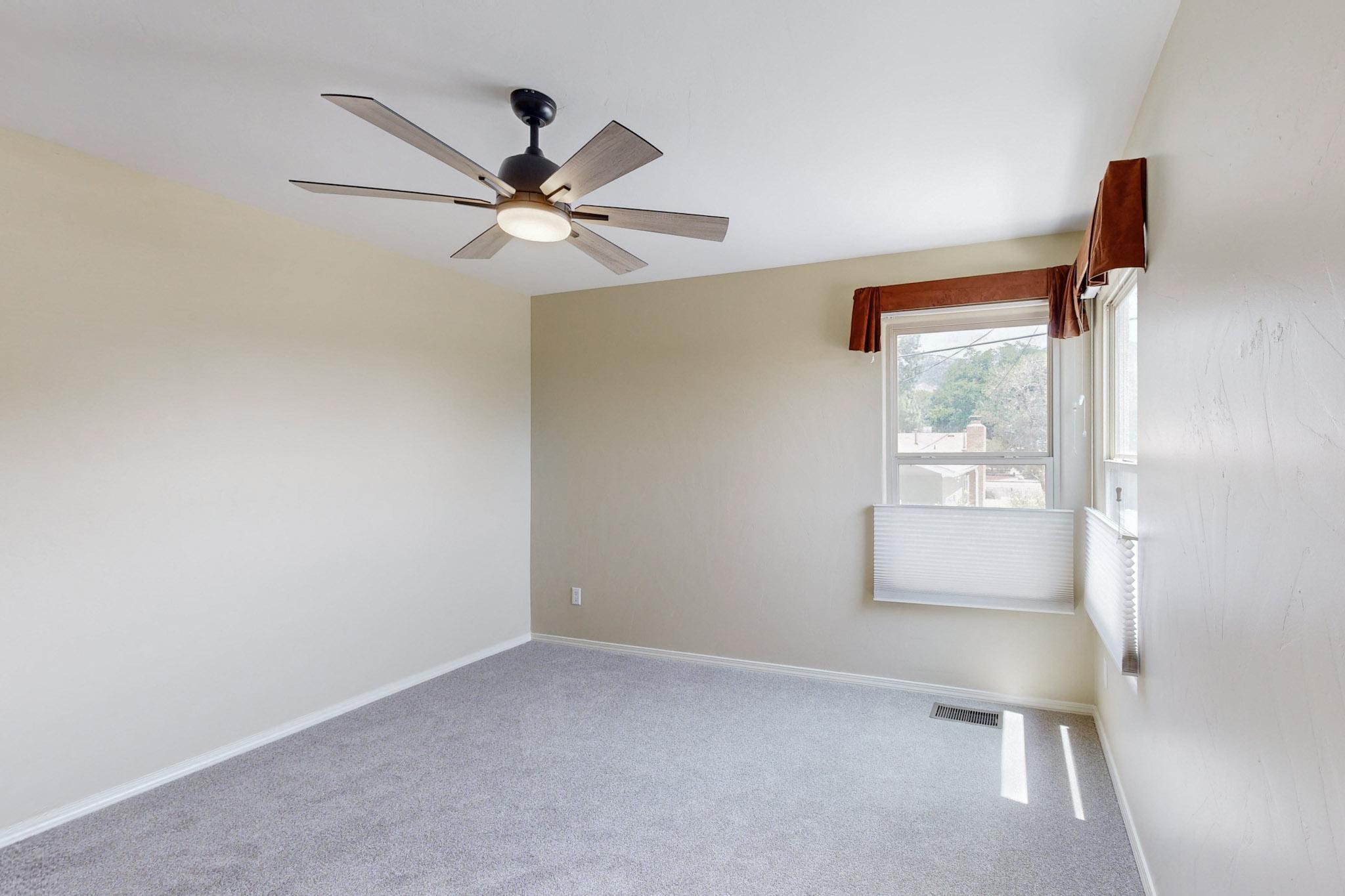 3400 Del Agua Court NE