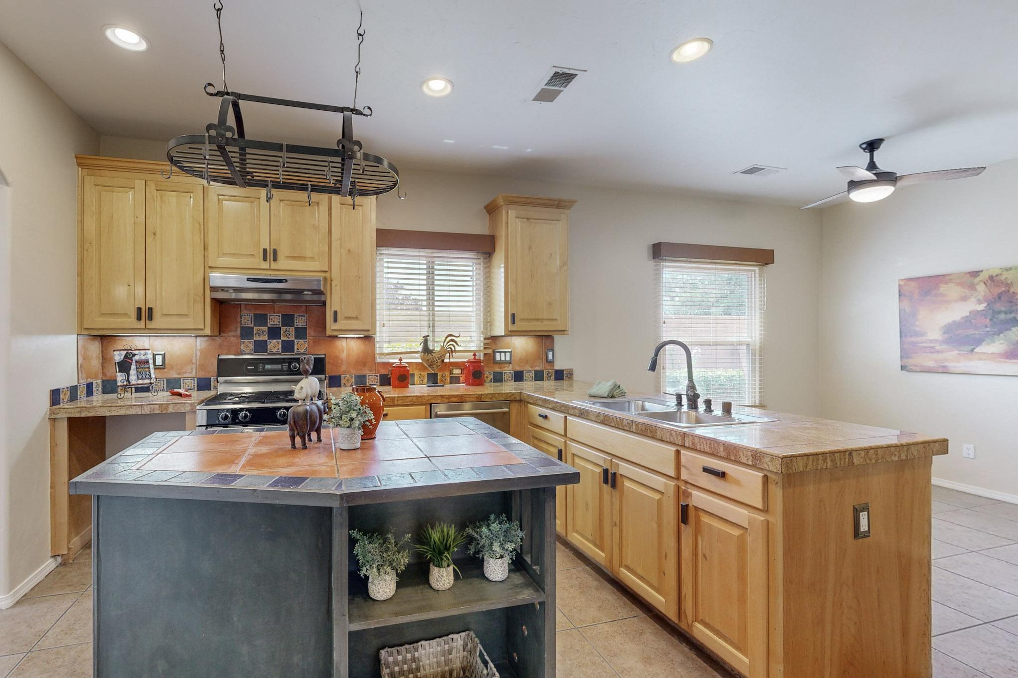 3400 Del Agua Court NE