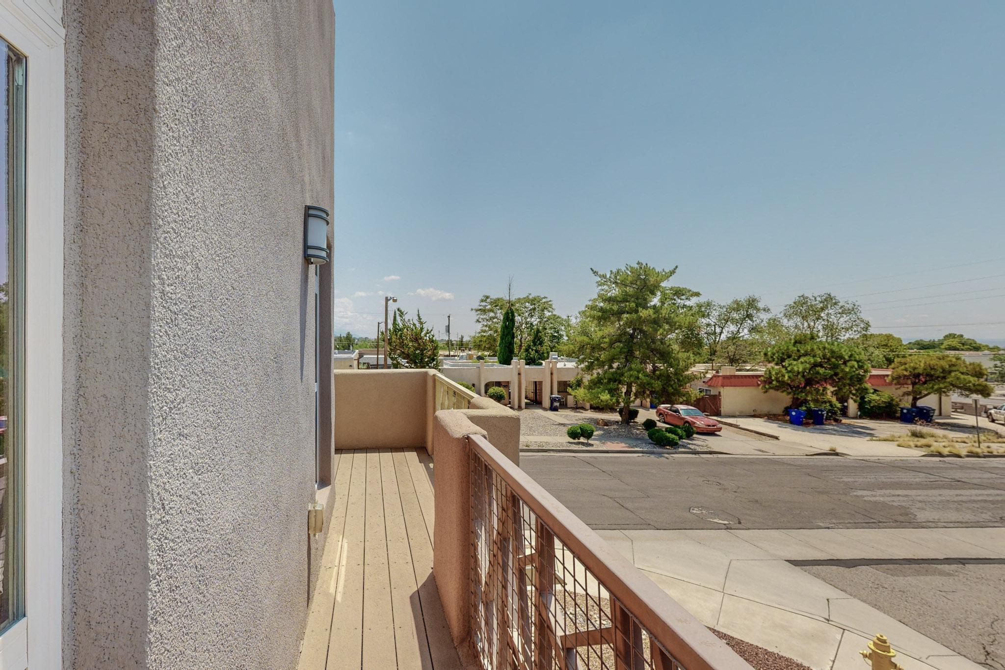 3400 Del Agua Court NE