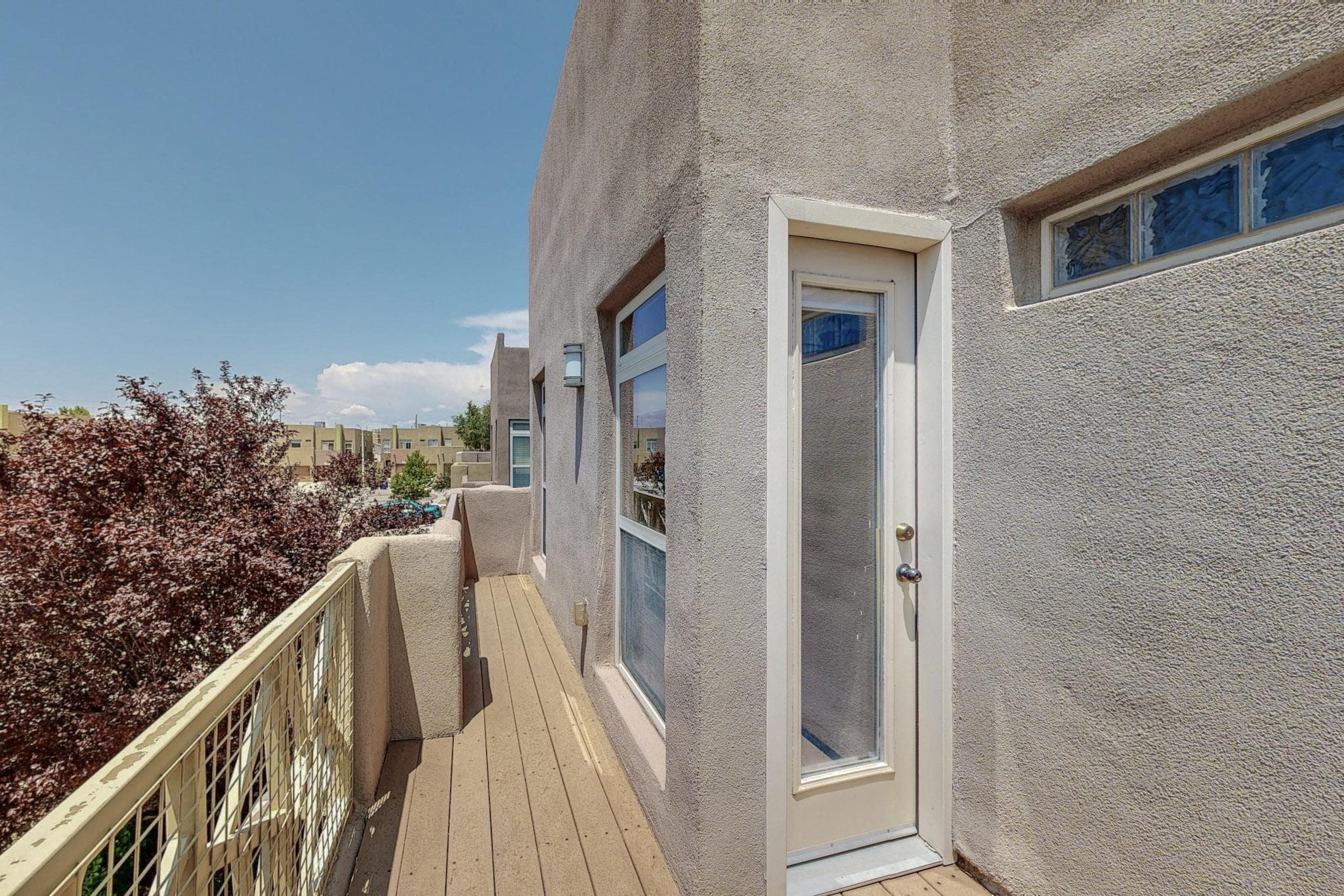 3400 Del Agua Court NE