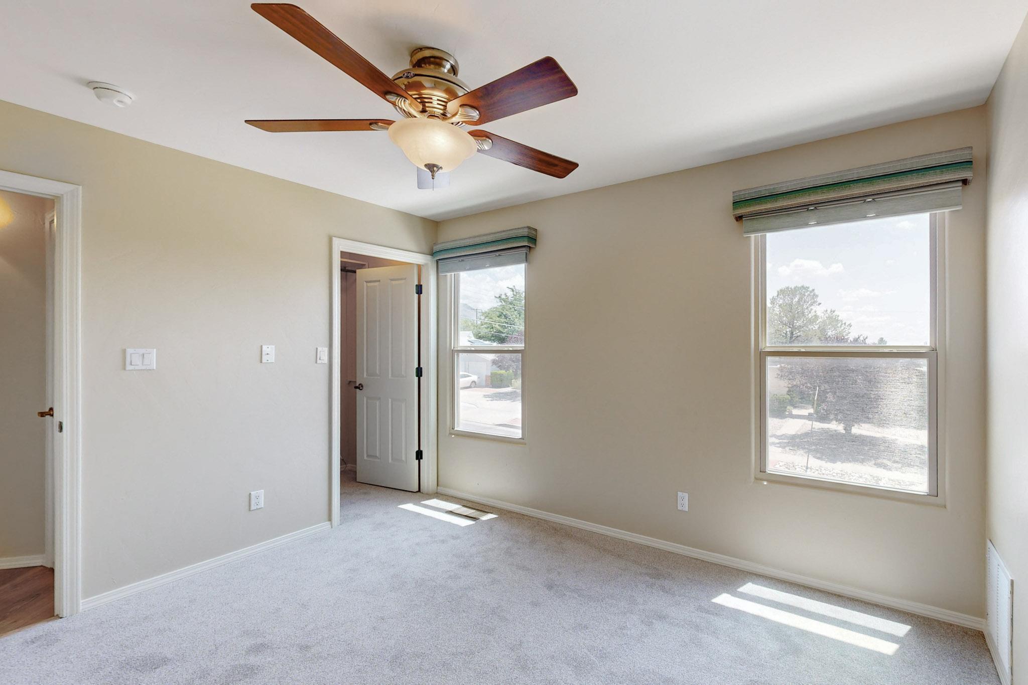 3400 Del Agua Court NE
