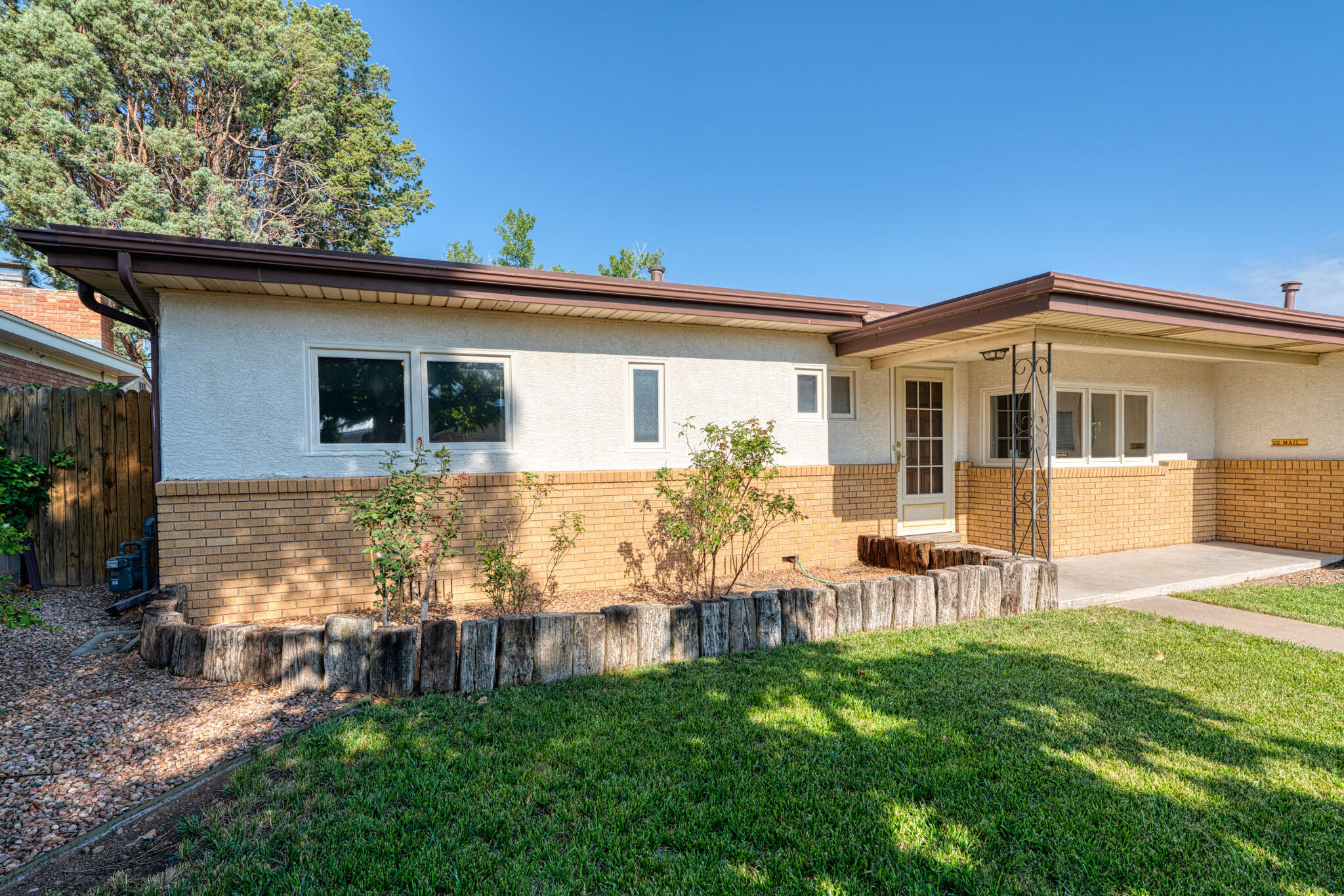 1109 Kentucky Street NE