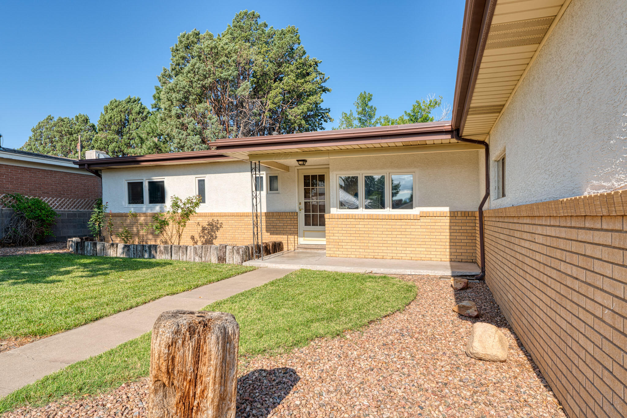 1109 Kentucky Street NE