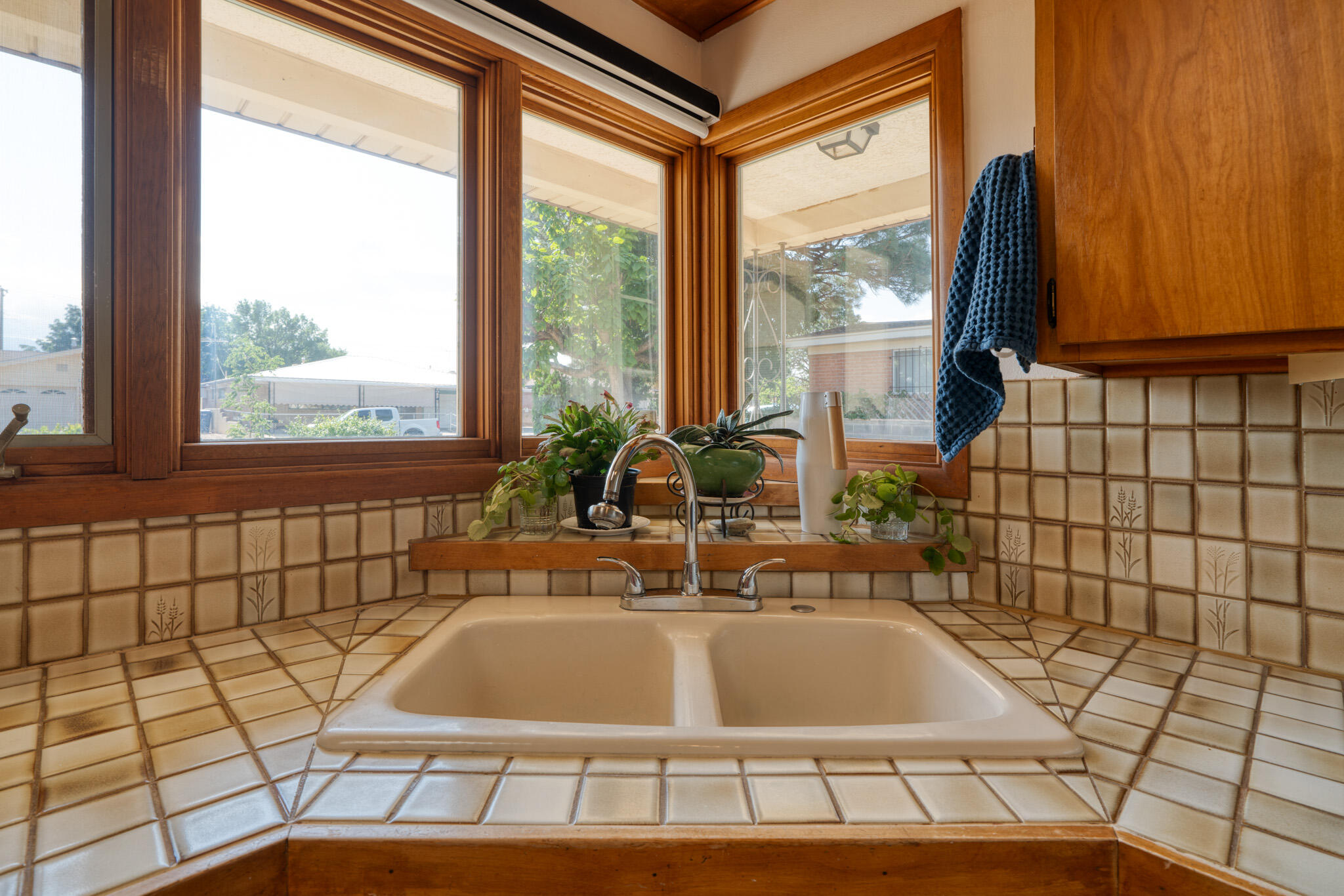 1109 Kentucky Street NE