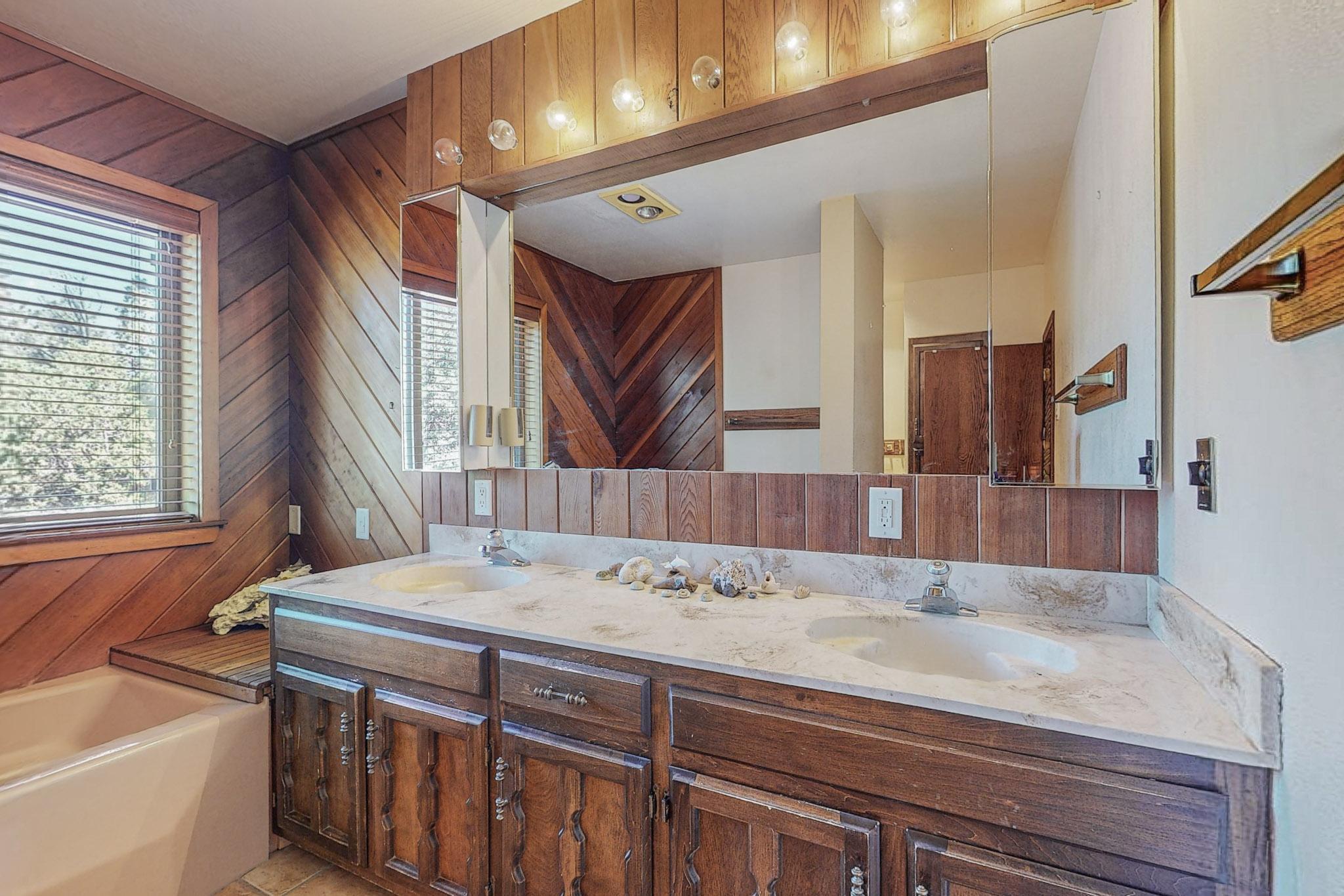 32 Bobolink Lane