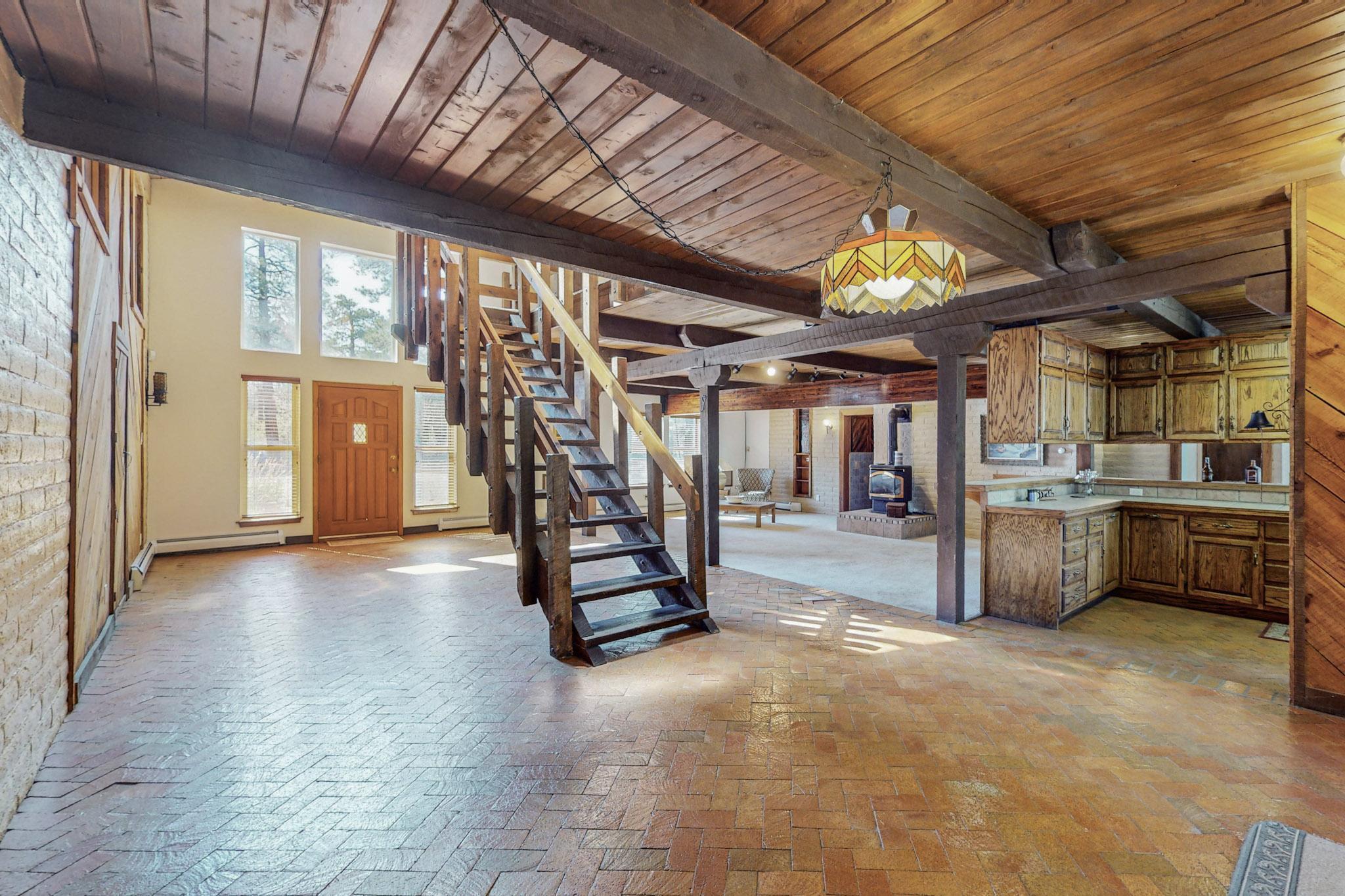 32 Bobolink Lane