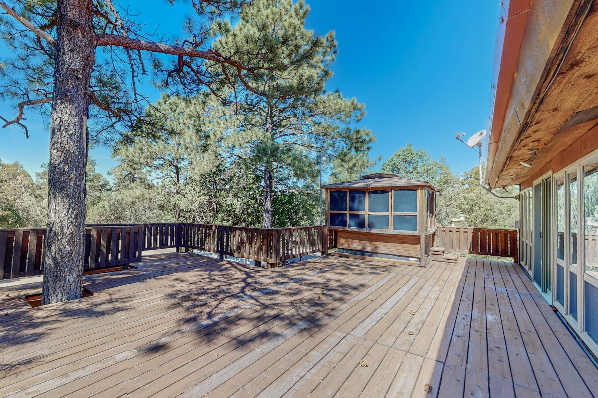32 Bobolink Lane