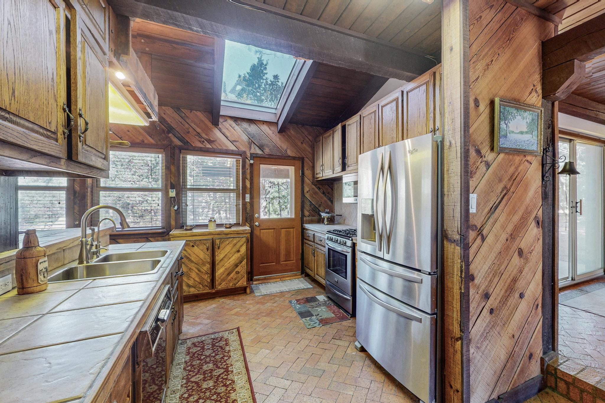 32 Bobolink Lane