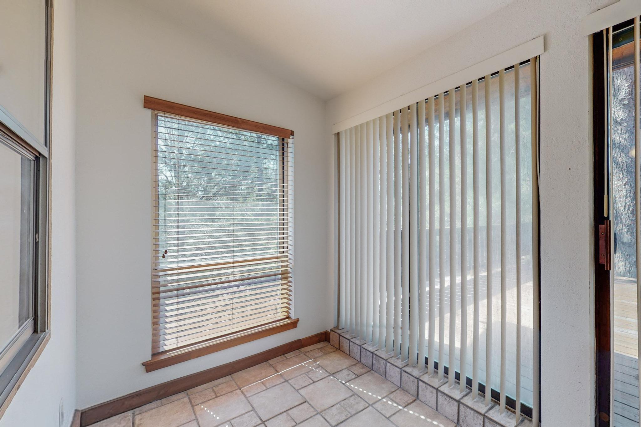 32 Bobolink Lane