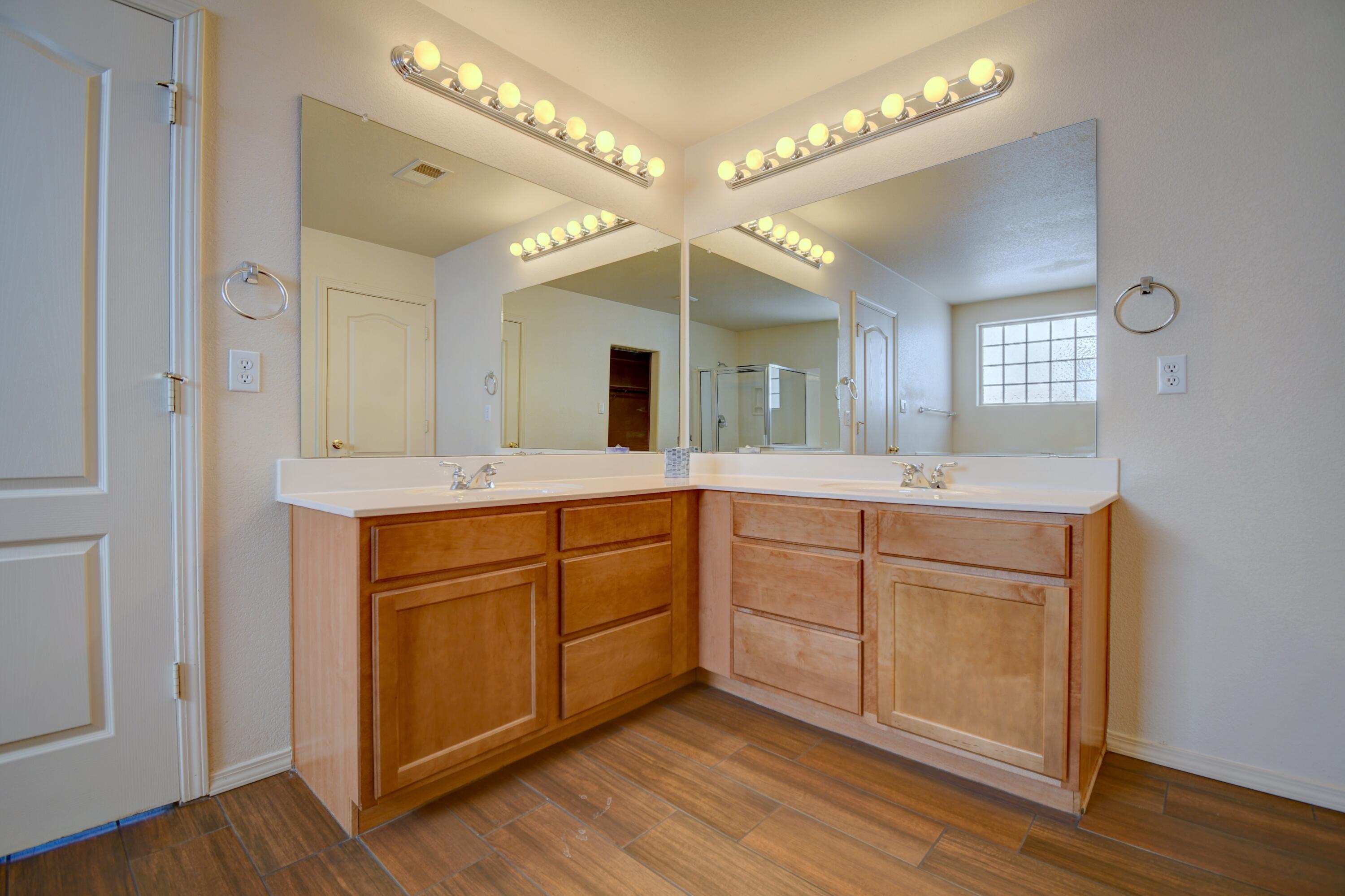 1448 Ducale Drive SE