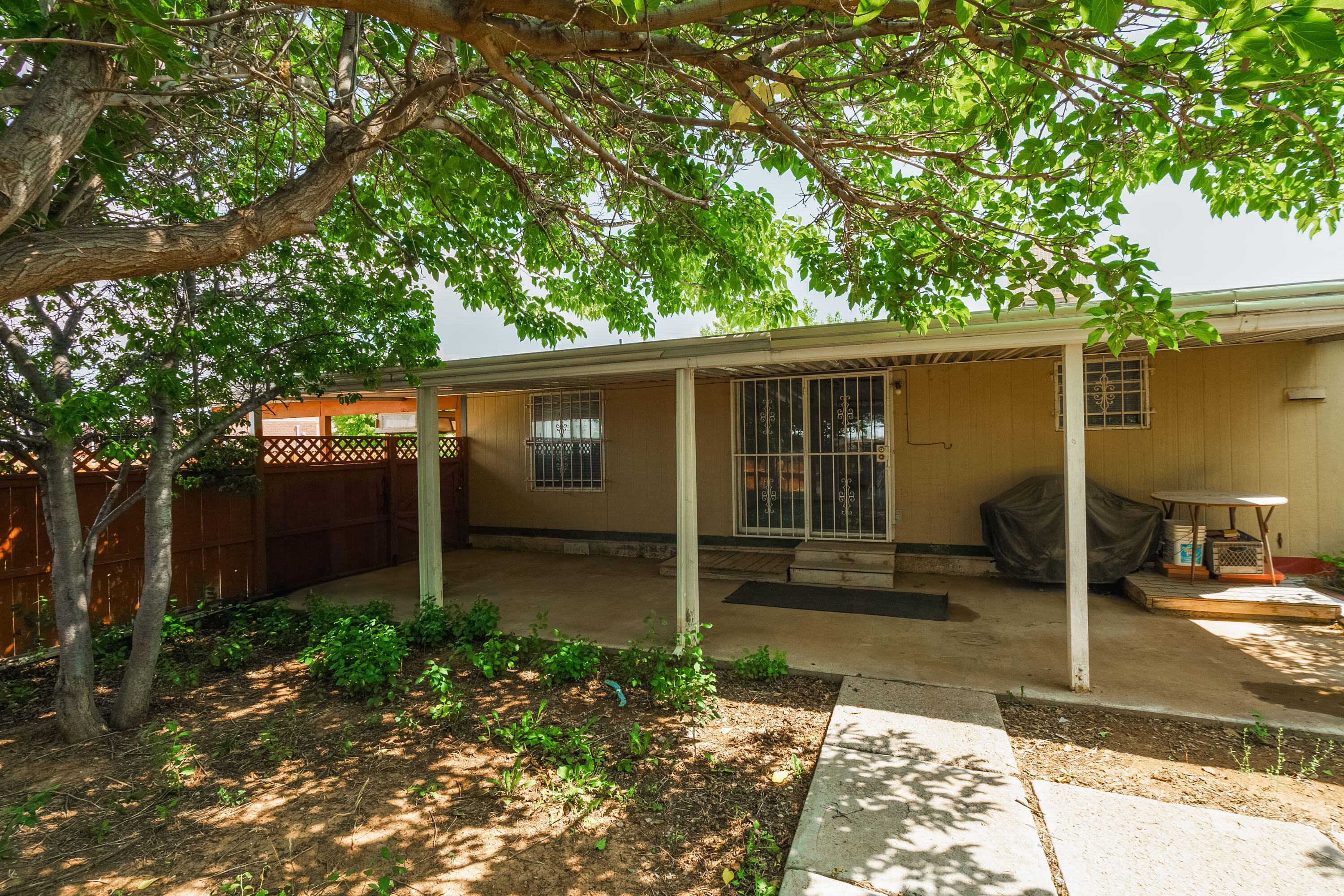 1213 First Street