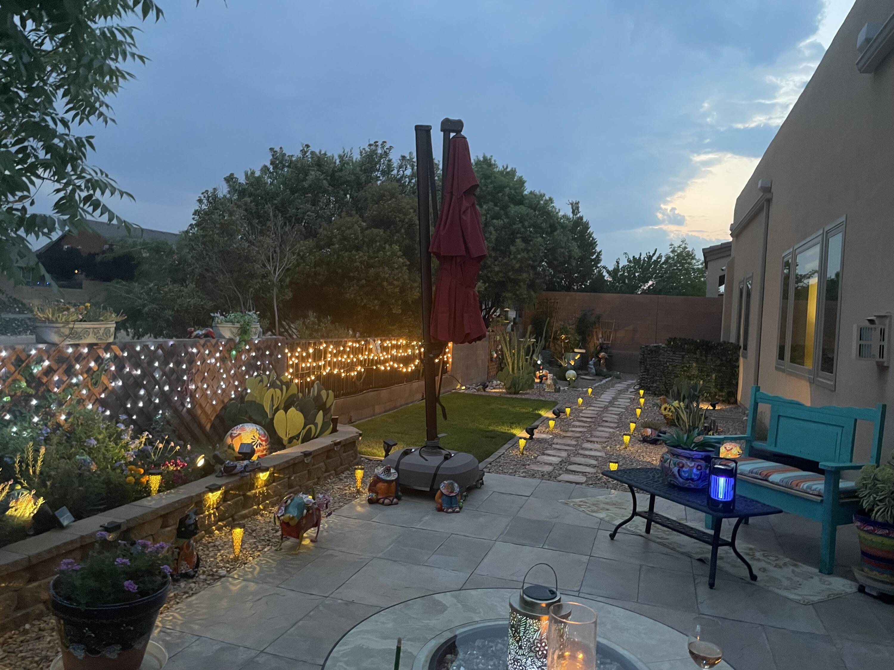 1725 Vista De Colinas Drive SE