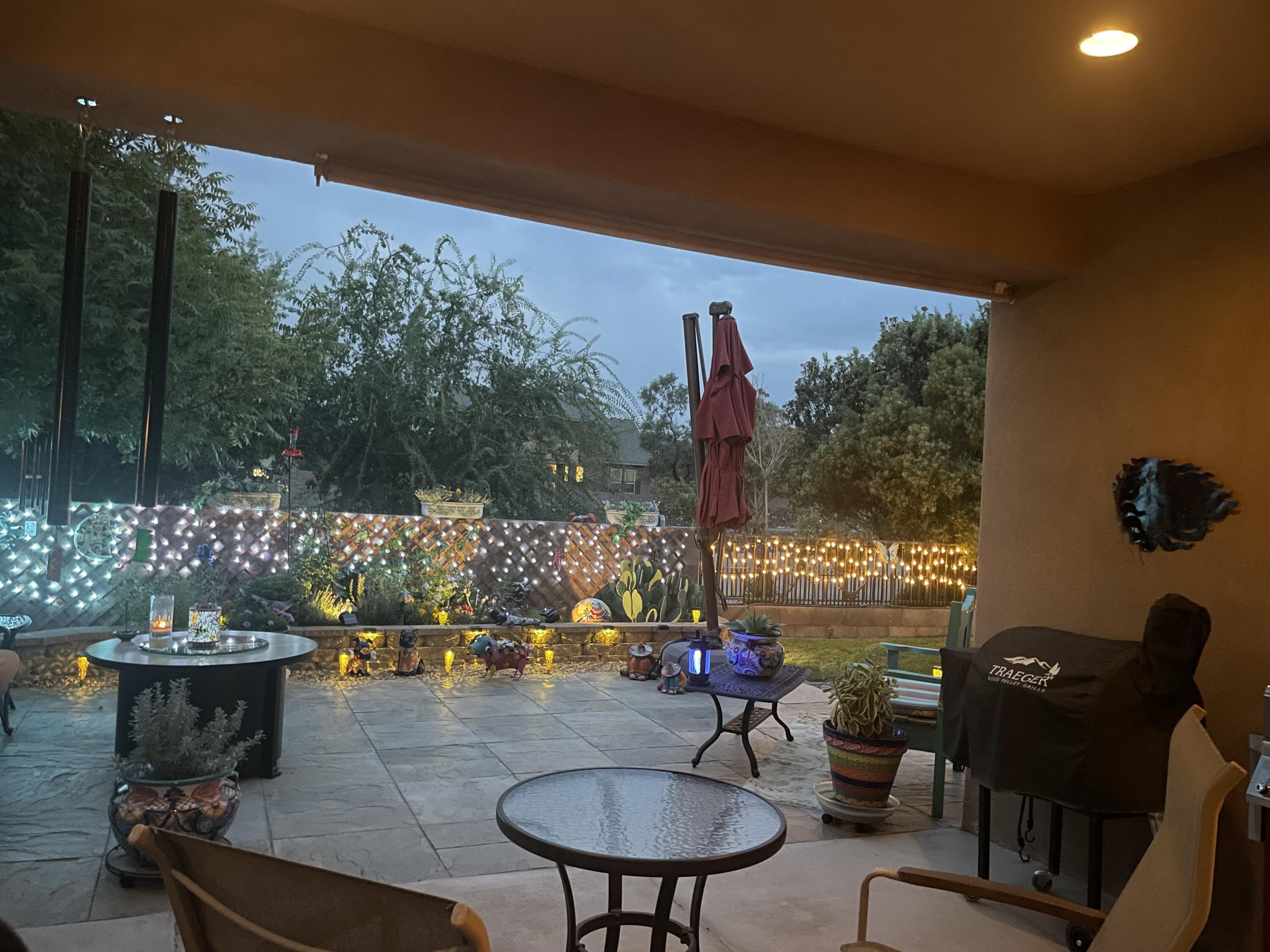 1725 Vista De Colinas Drive SE