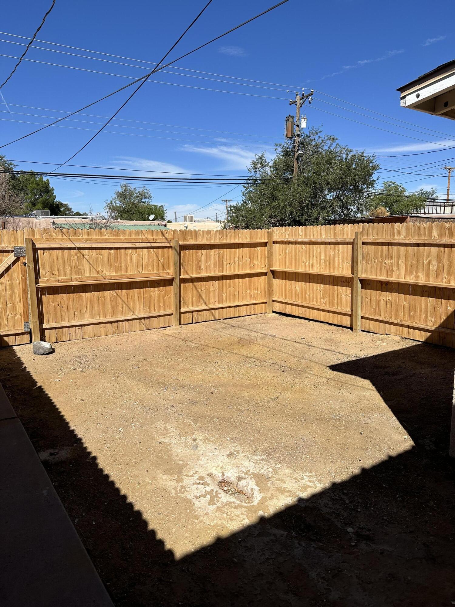 1209 San Mateo Boulevard SE