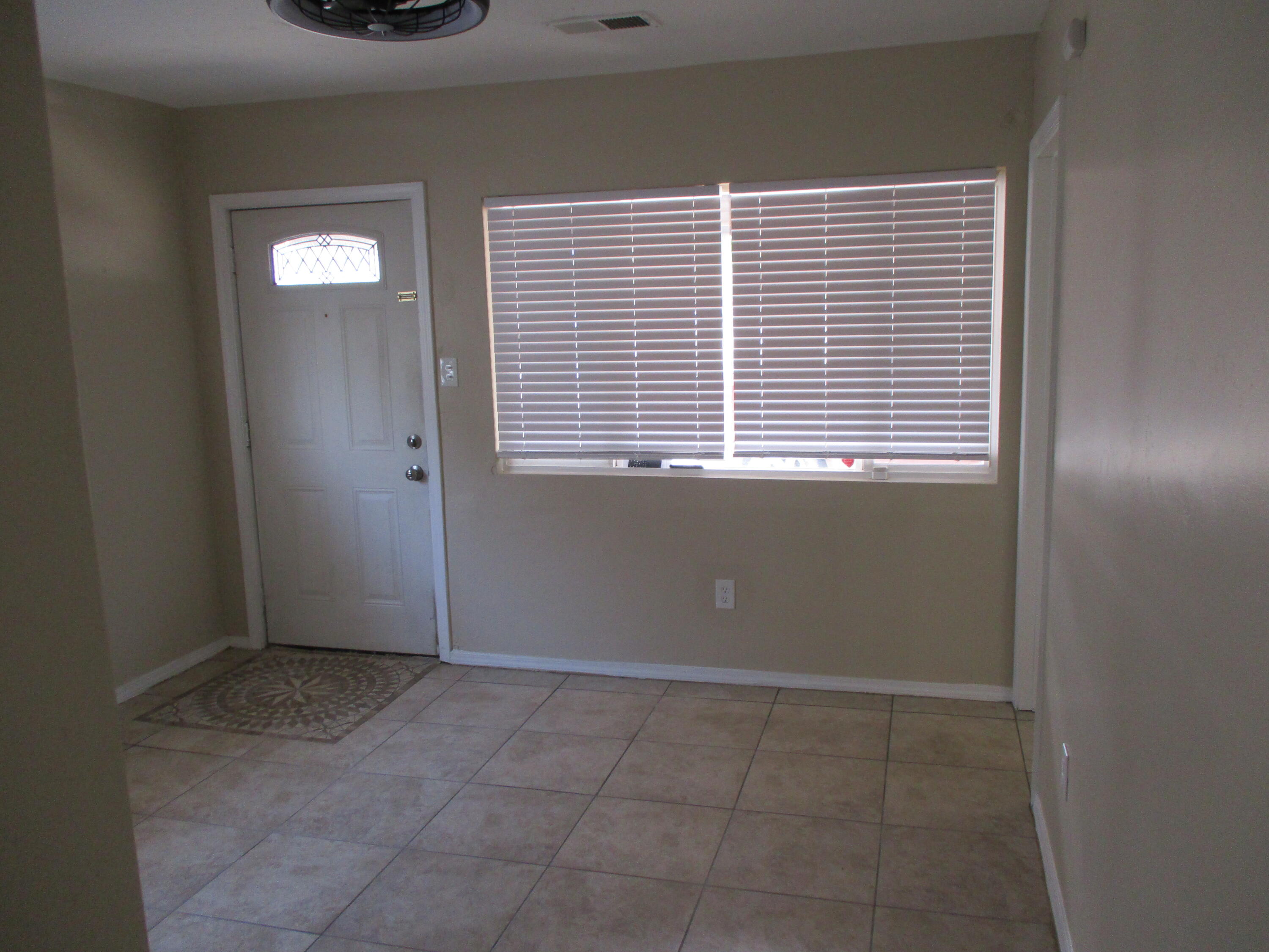 1209 San Mateo Boulevard SE