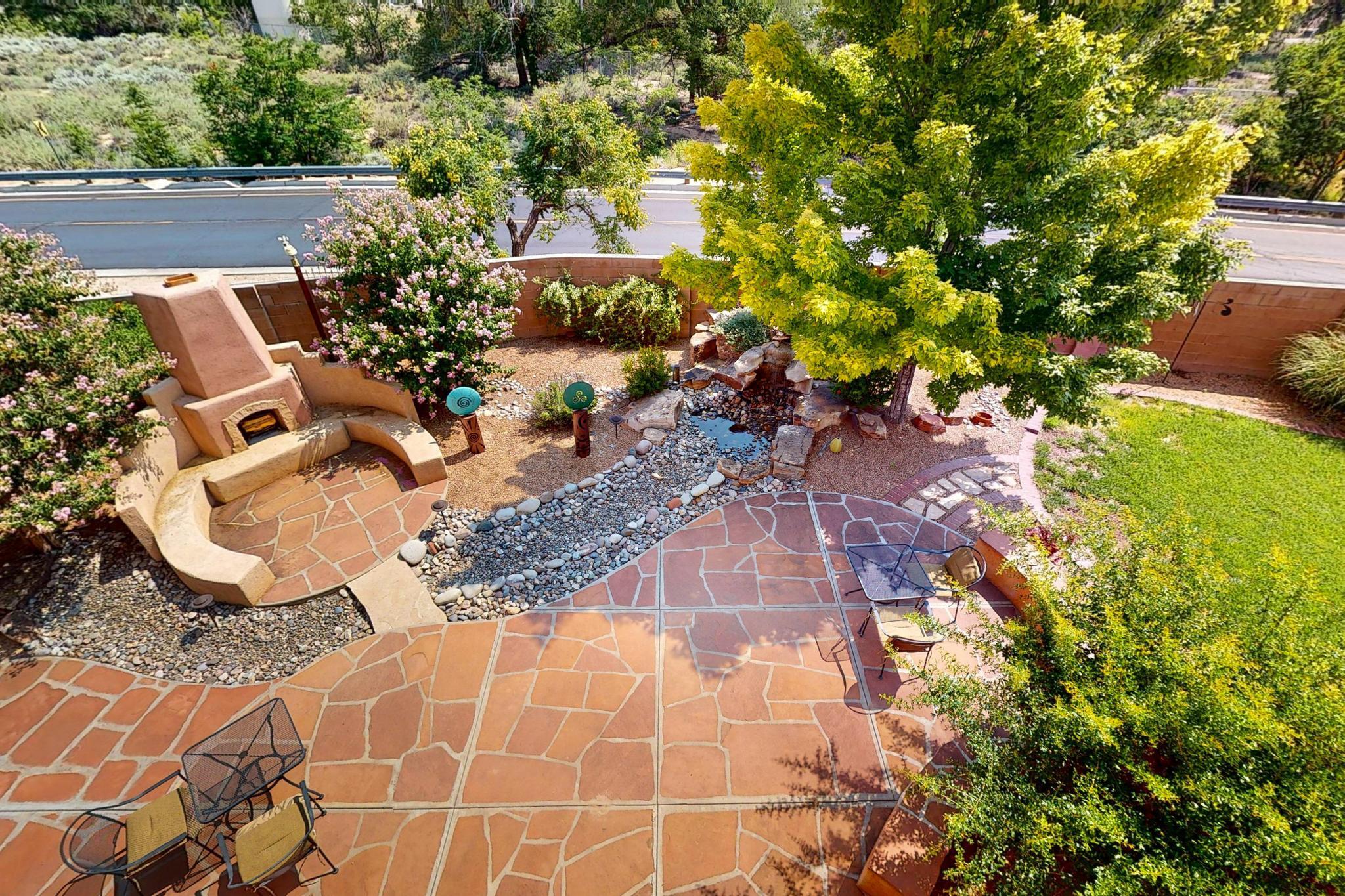 6628 Santo Lina Trail NW