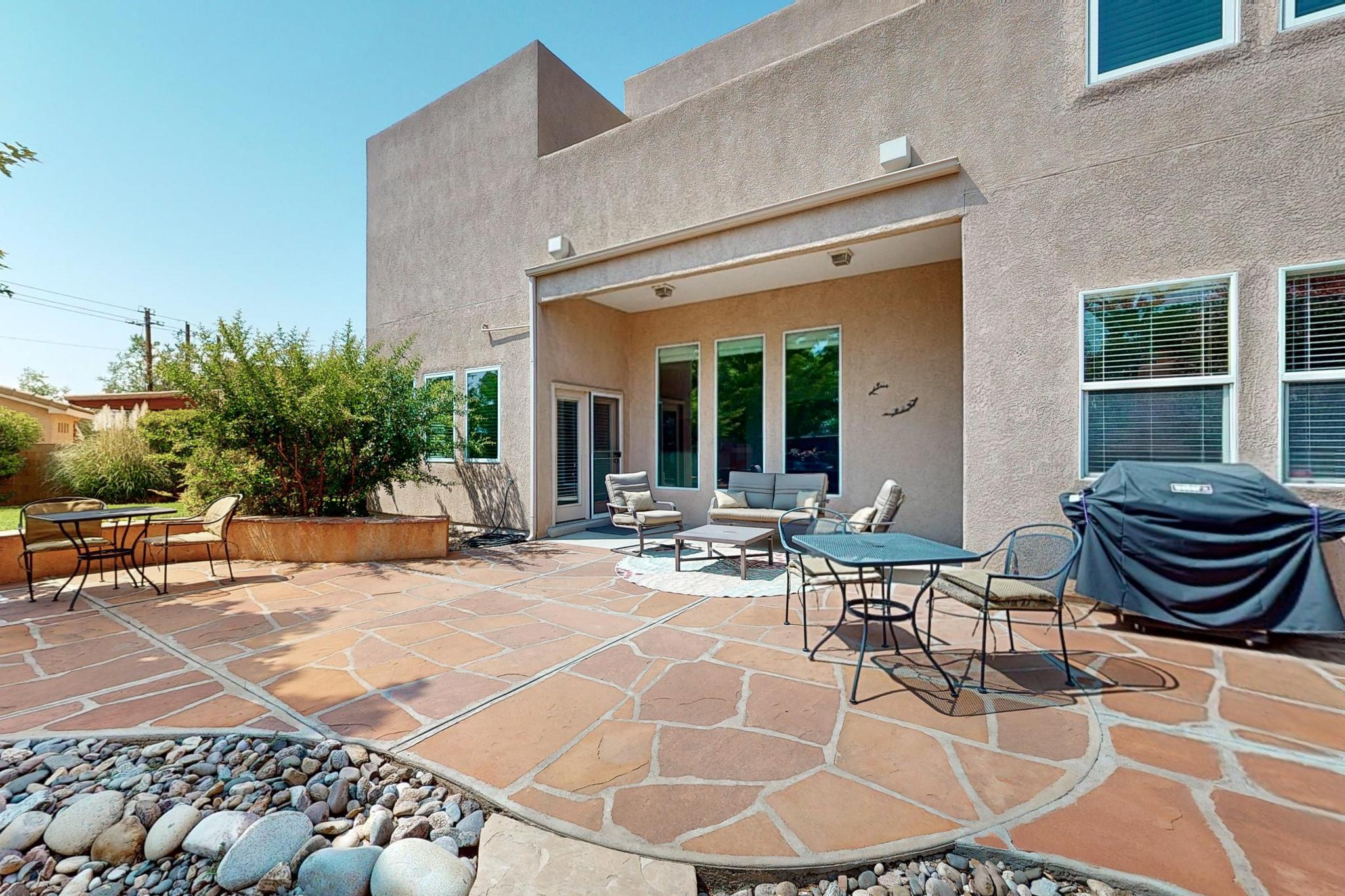 6628 Santo Lina Trail NW