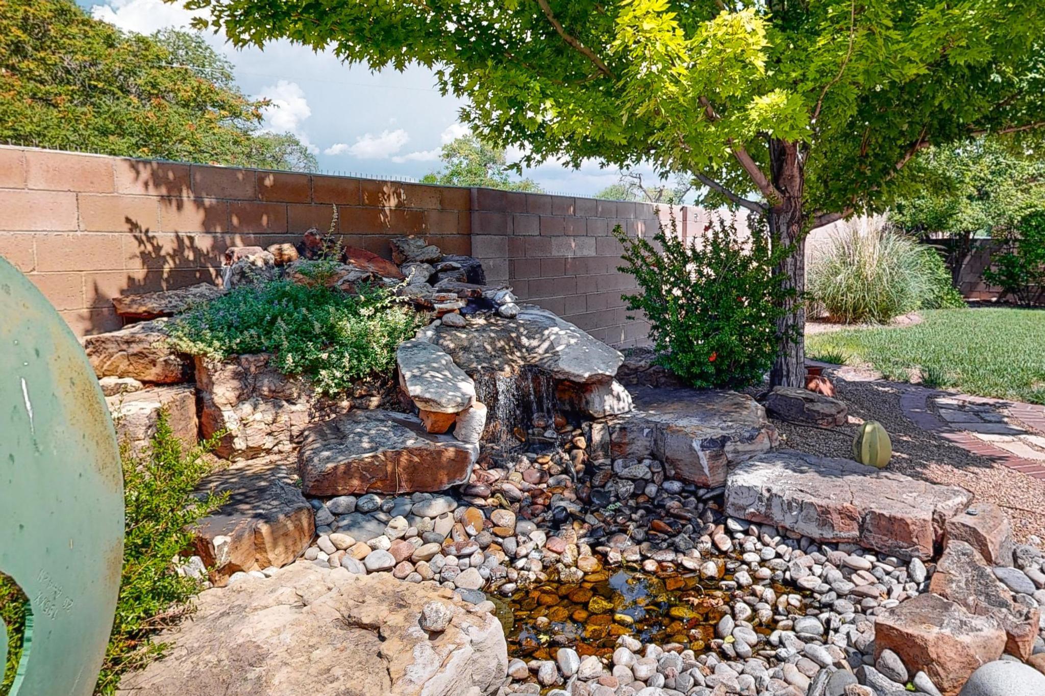 6628 Santo Lina Trail NW