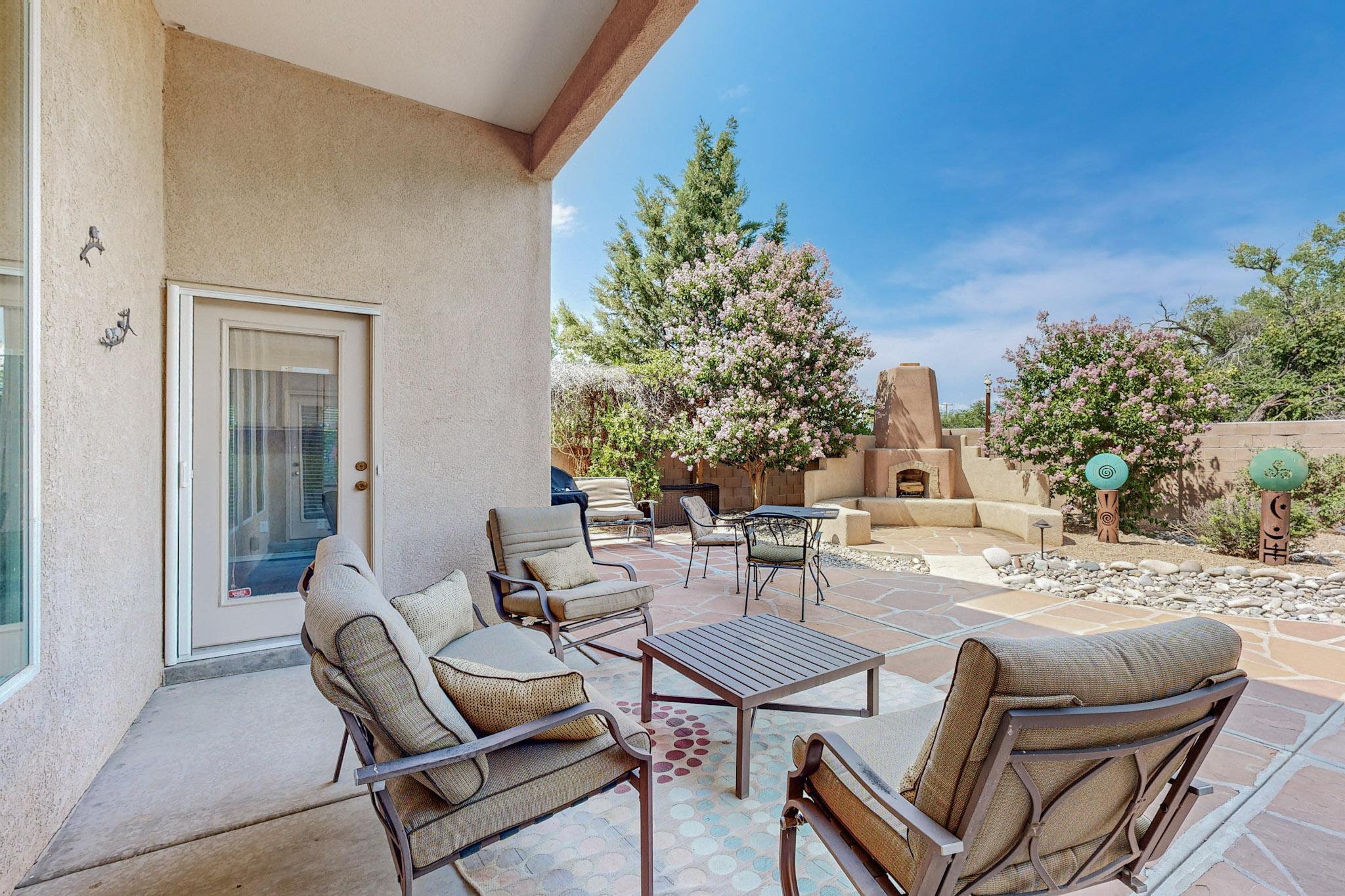 6628 Santo Lina Trail NW