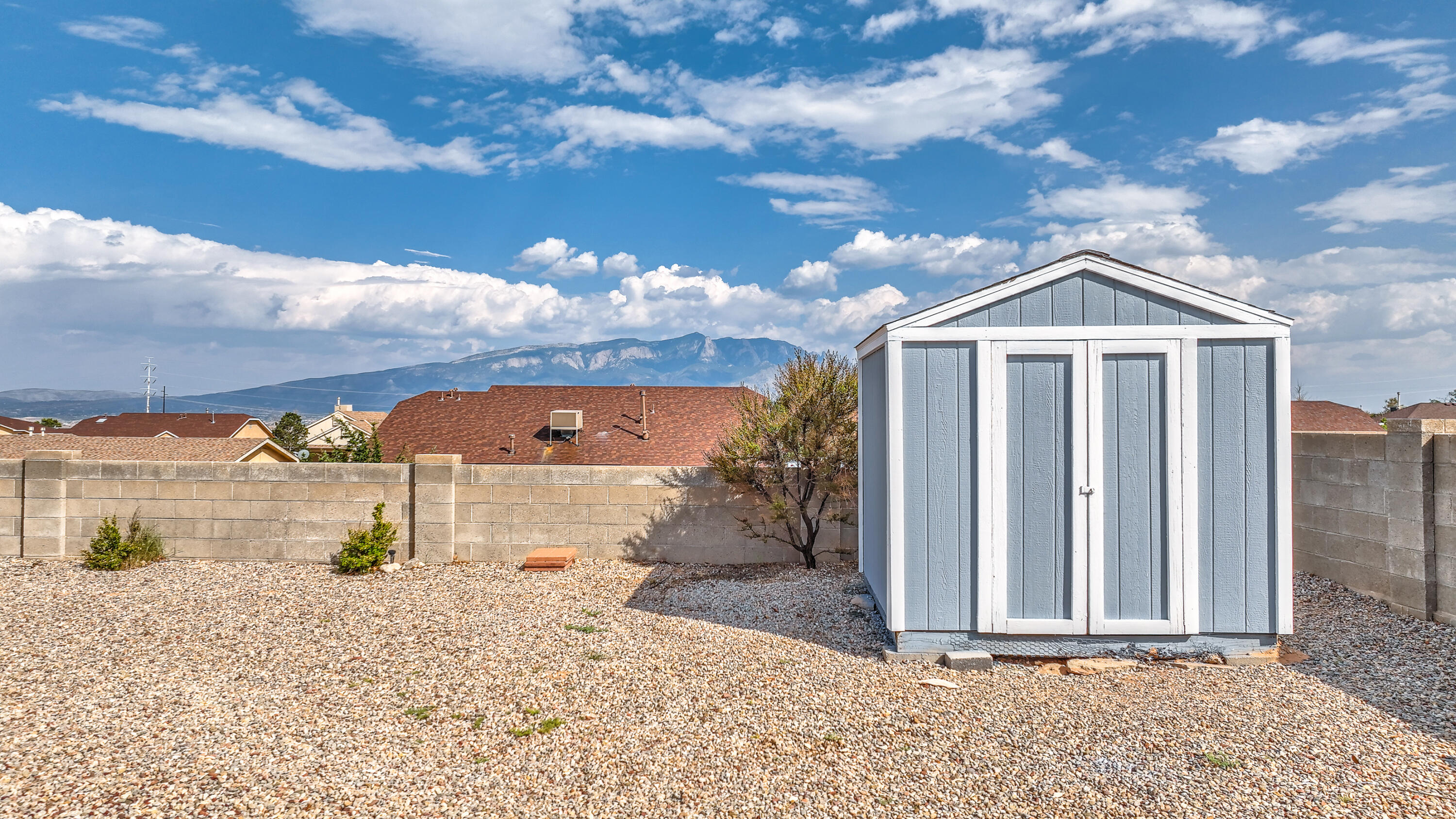 4724 Trenton Hills Drive NE