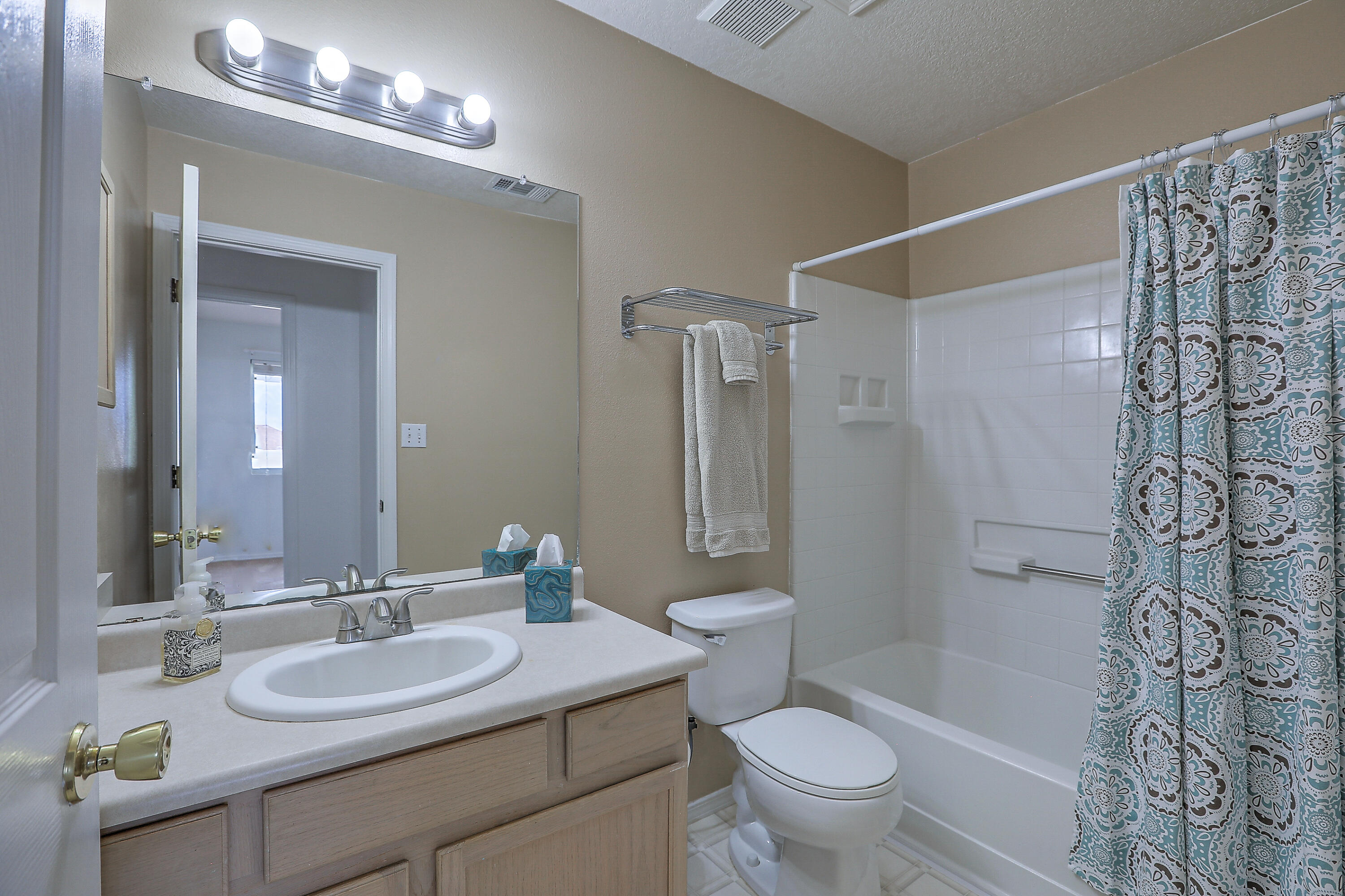 4724 Trenton Hills Drive NE