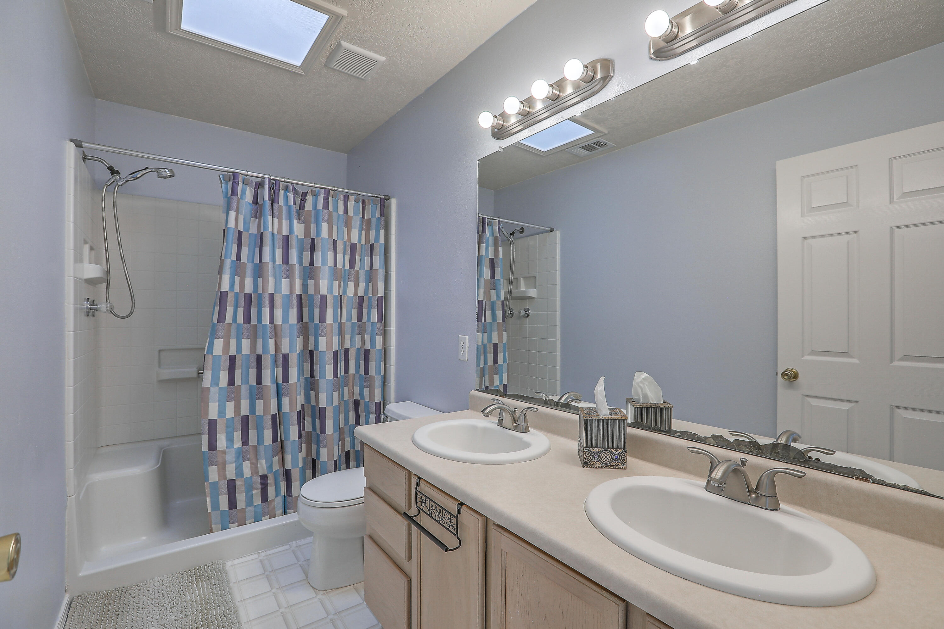 4724 Trenton Hills Drive NE