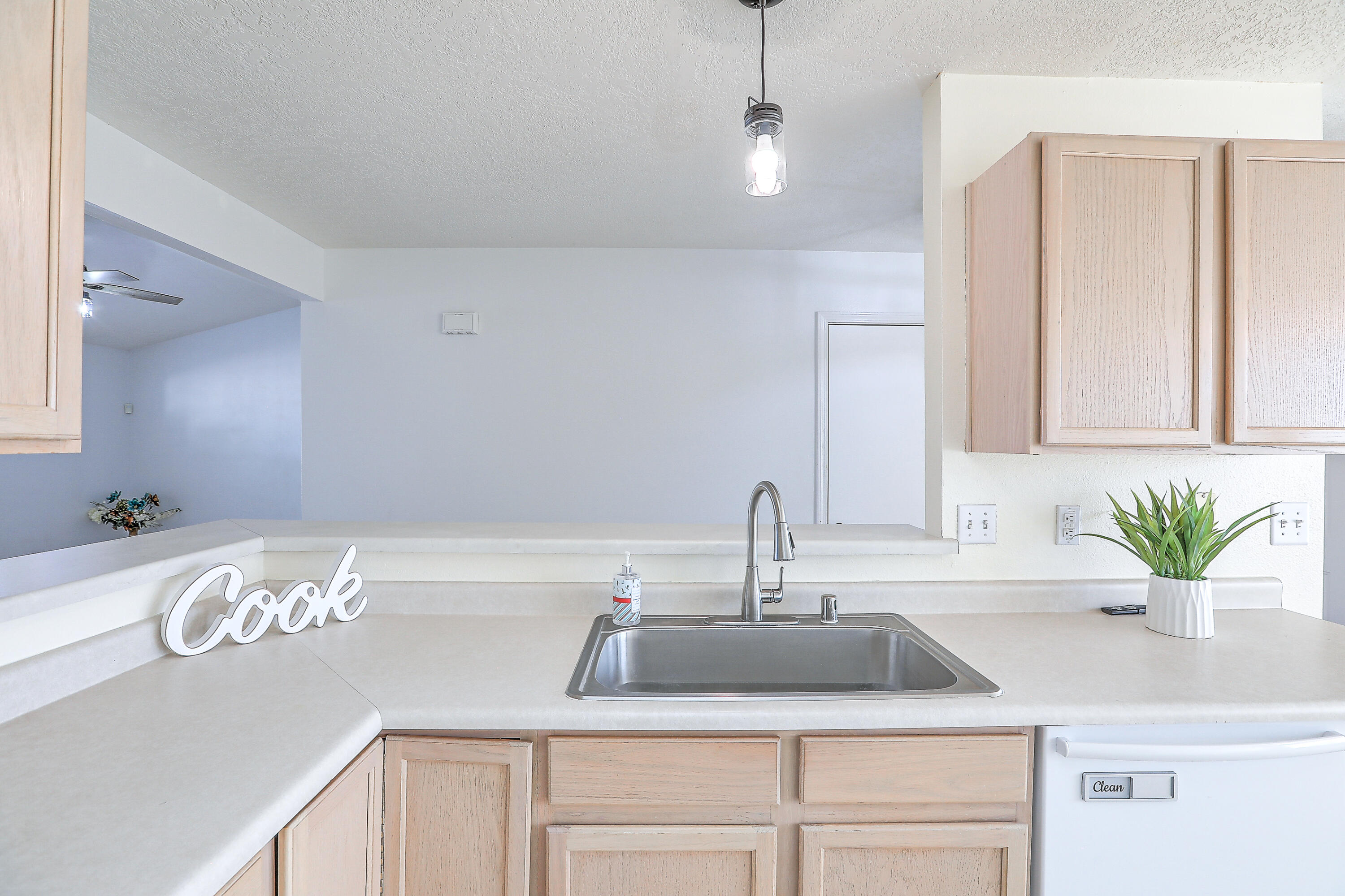 4724 Trenton Hills Drive NE