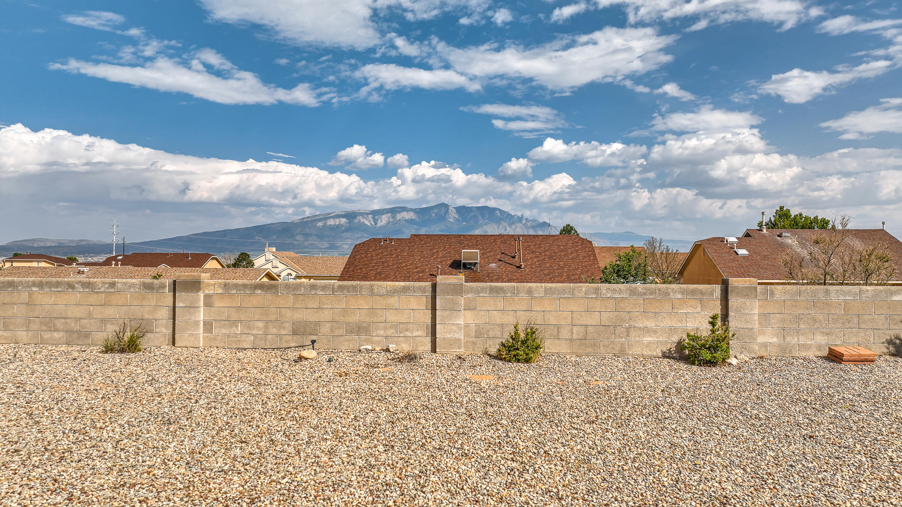 4724 Trenton Hills Drive NE