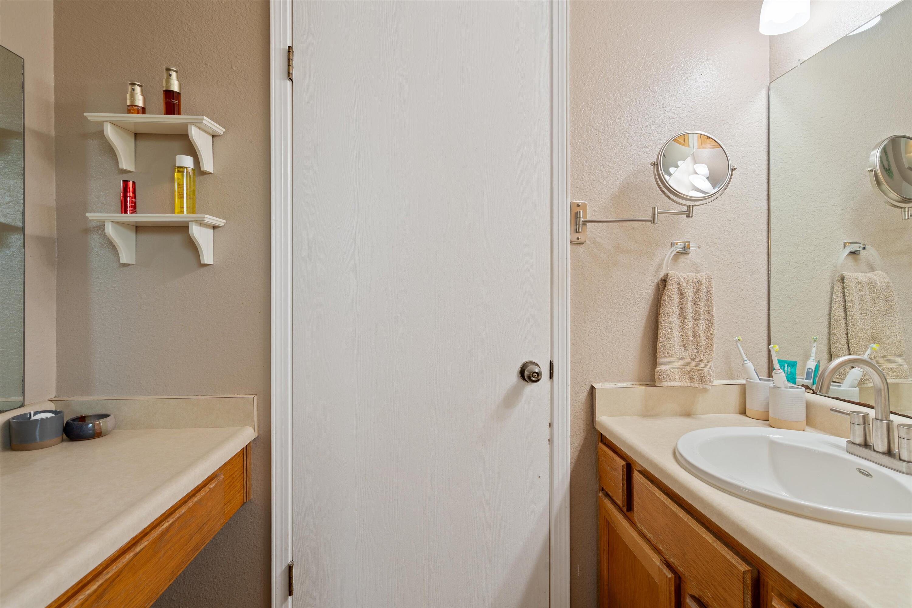 412 Longwood Drive NE