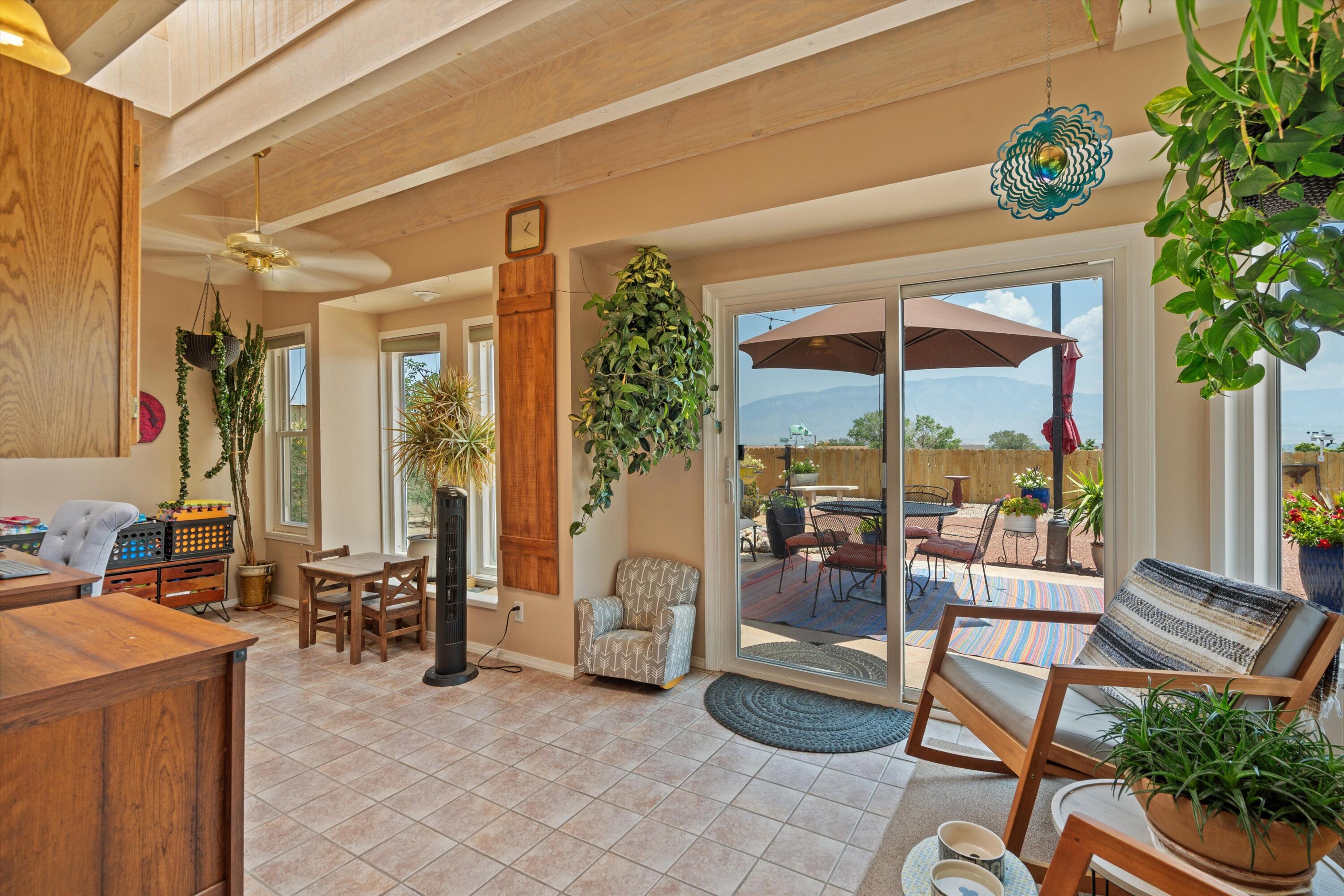 412 Longwood Drive NE