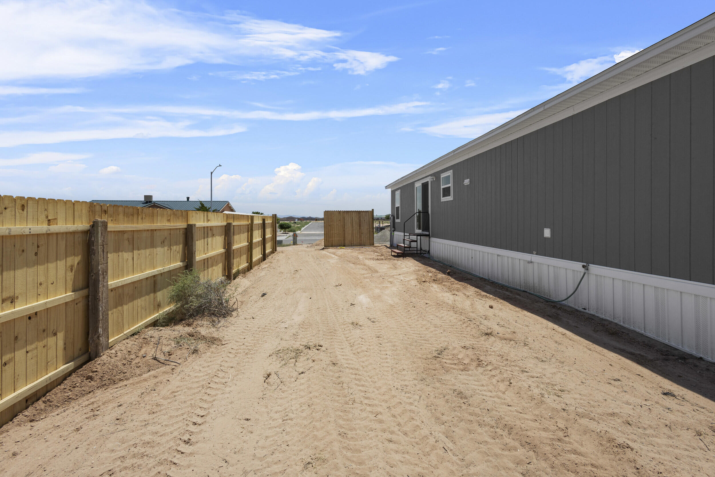 2516 Paseo Arbolado