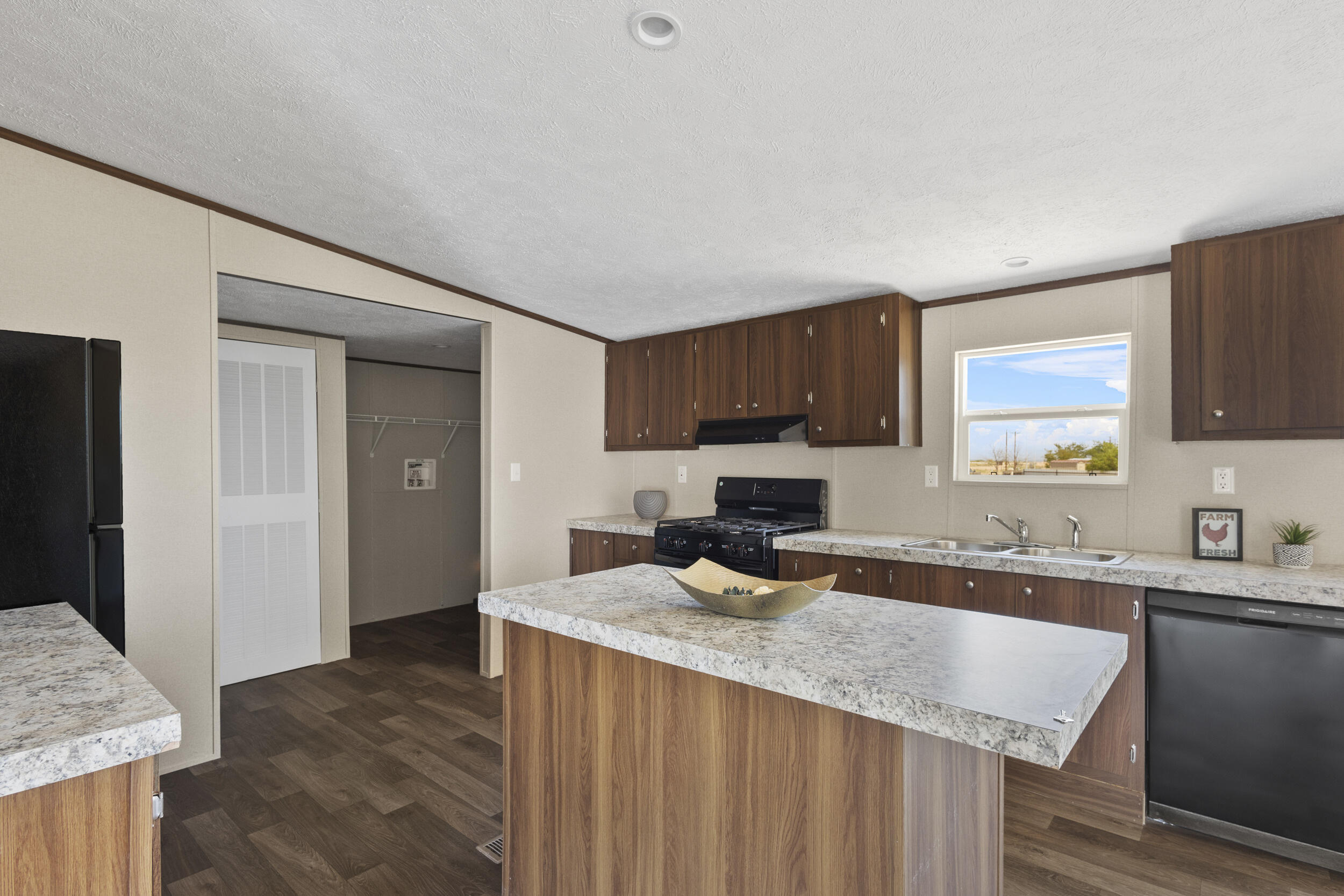 2516 Paseo Arbolado