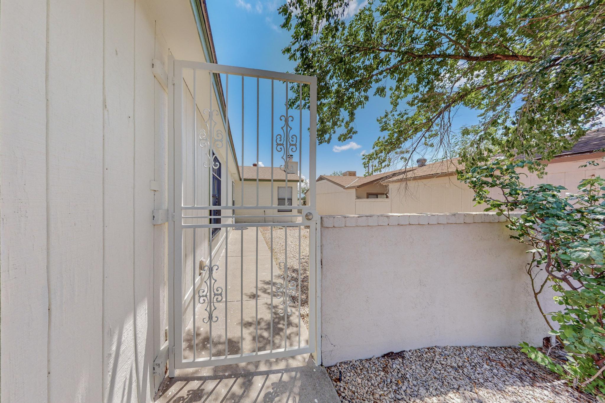 222 Coral Drive NE