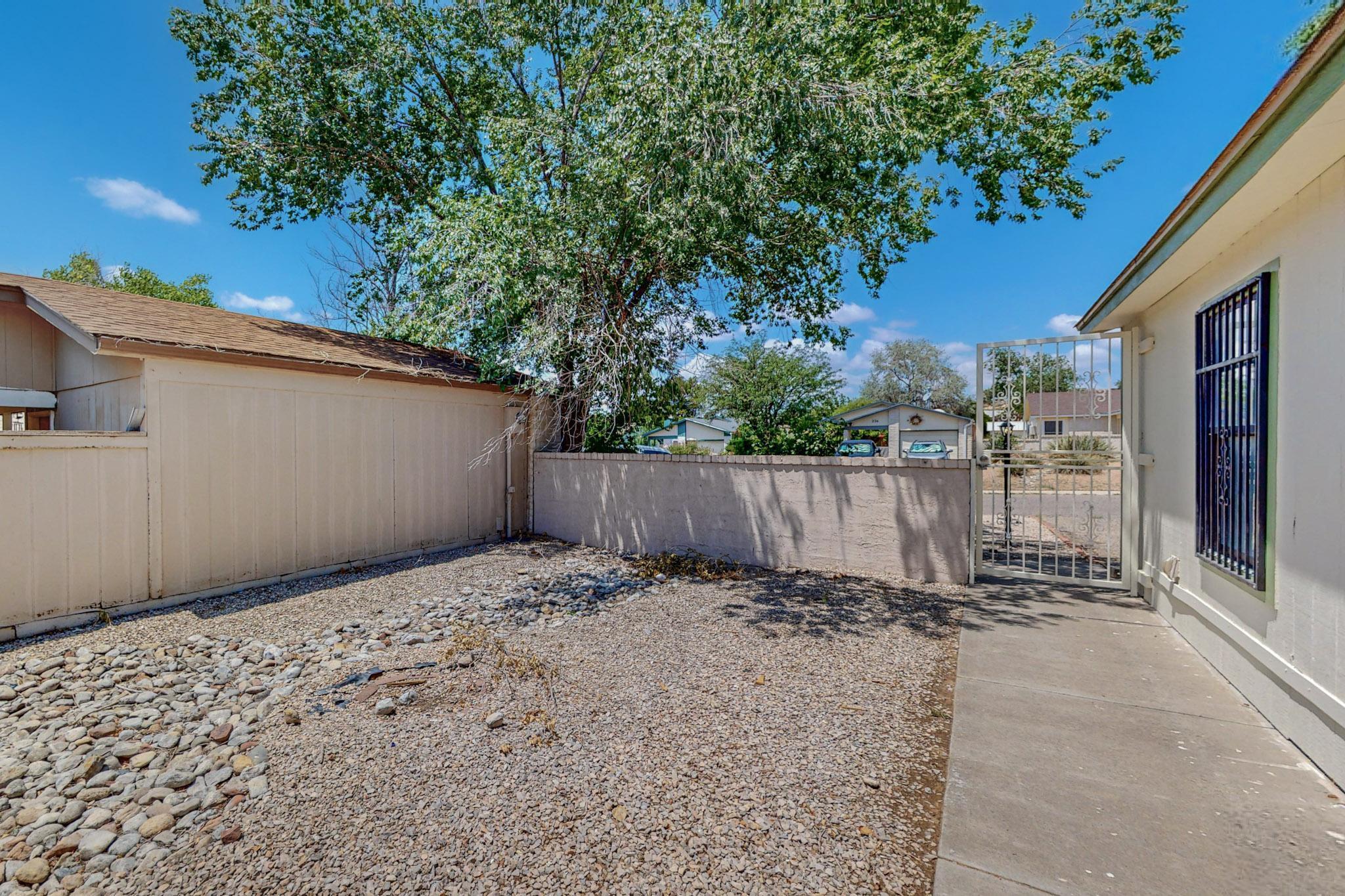 222 Coral Drive NE