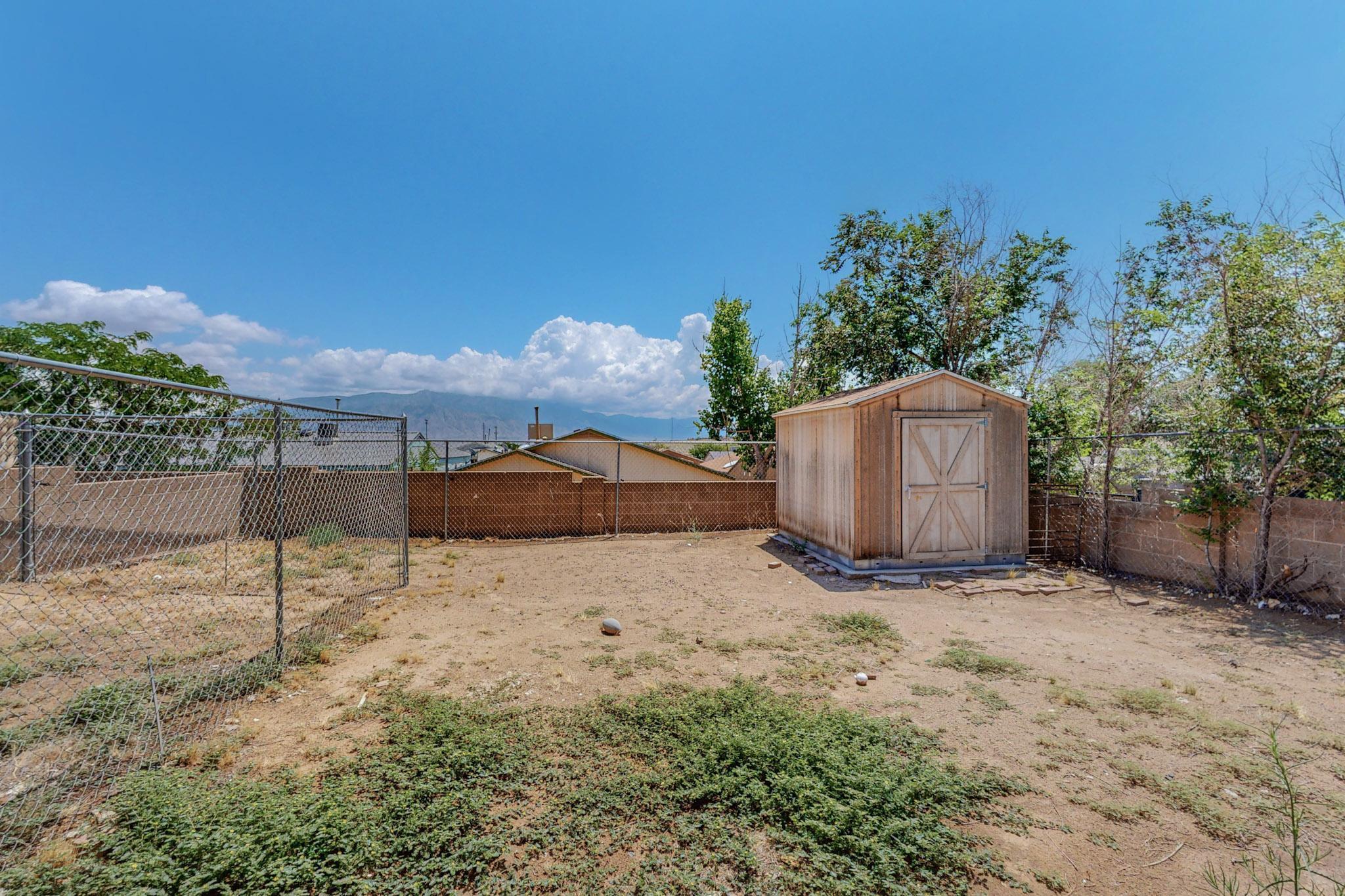 222 Coral Drive NE