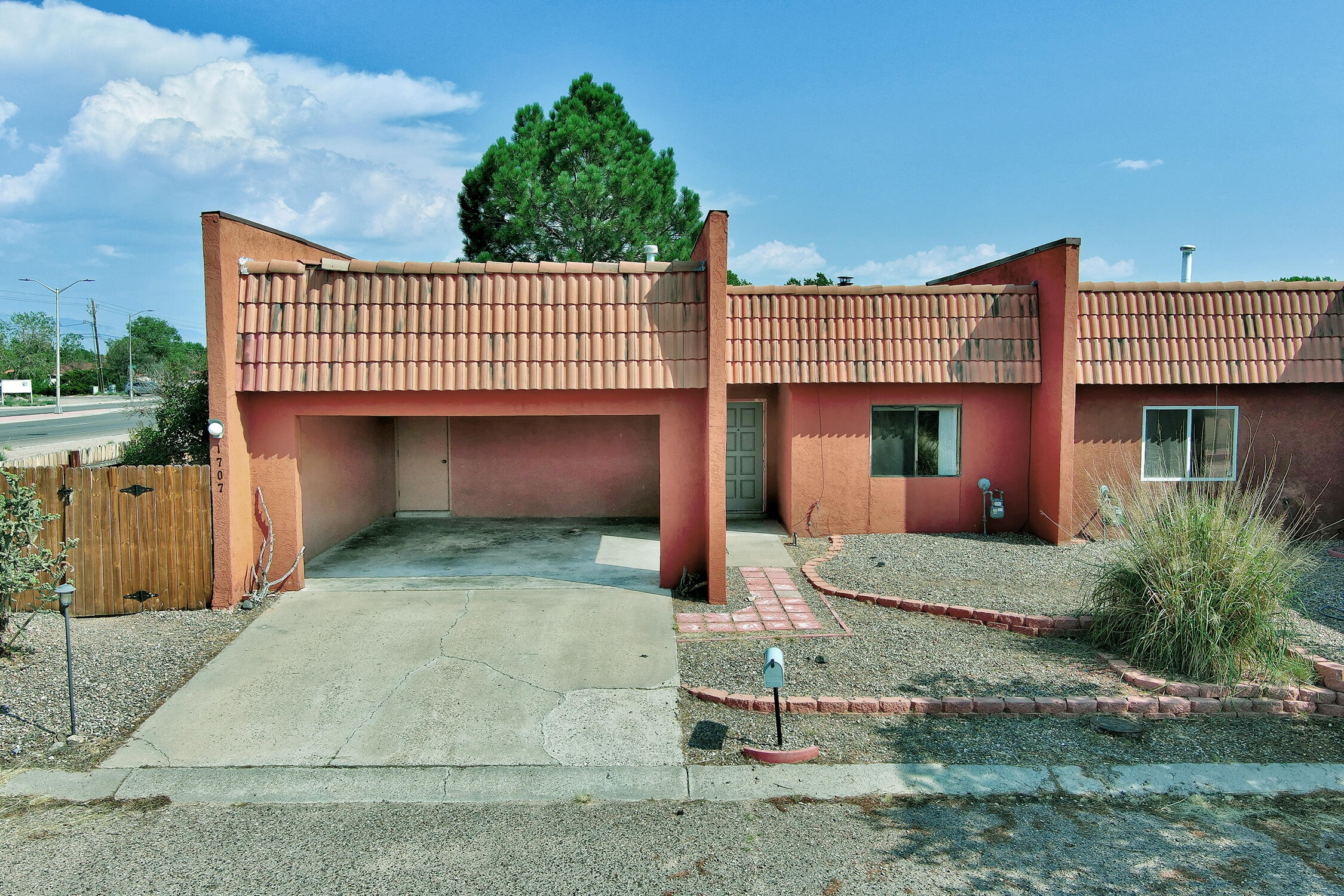 1707 Zamora Court