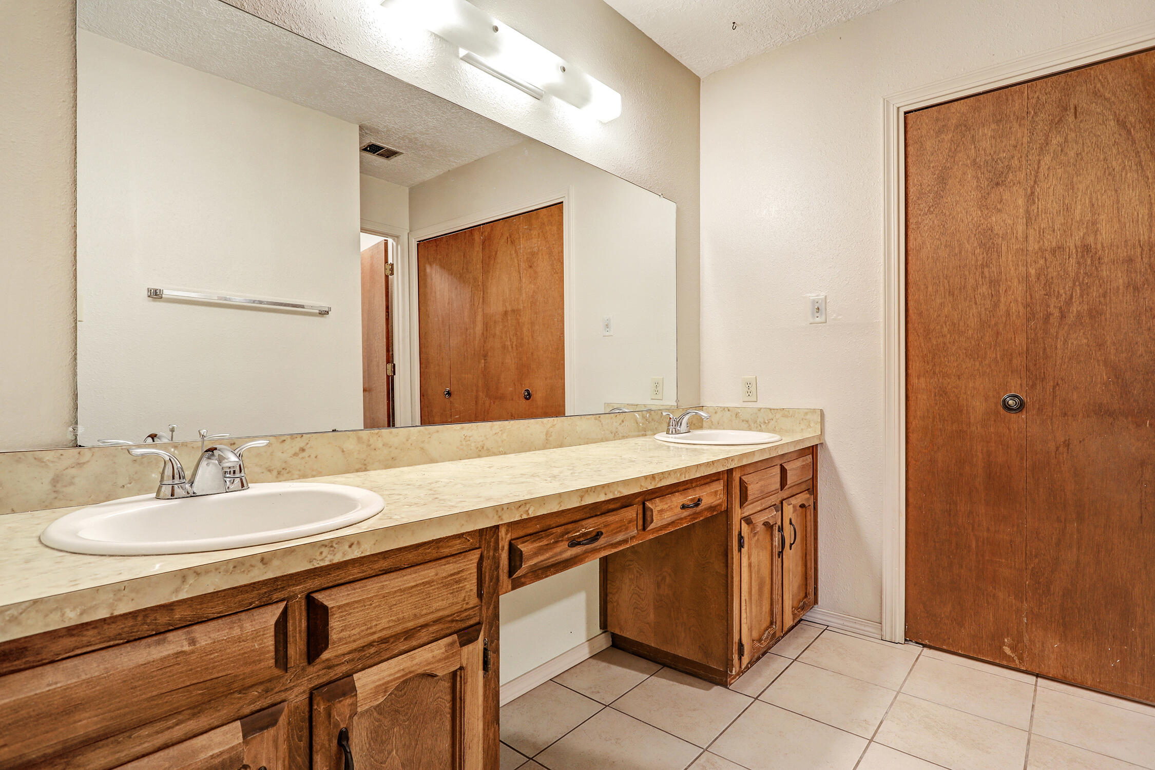 1707 Zamora Court