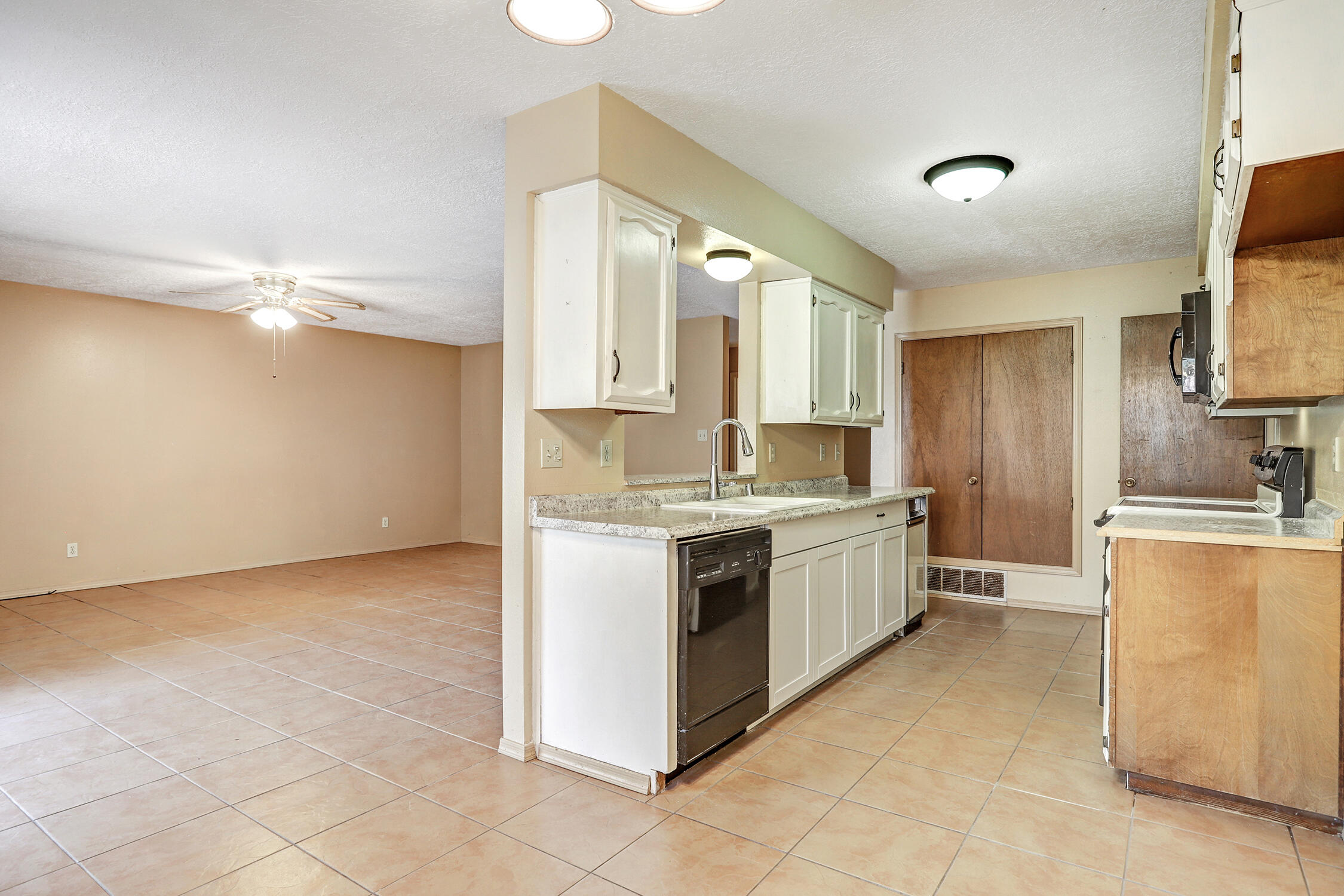 1707 Zamora Court