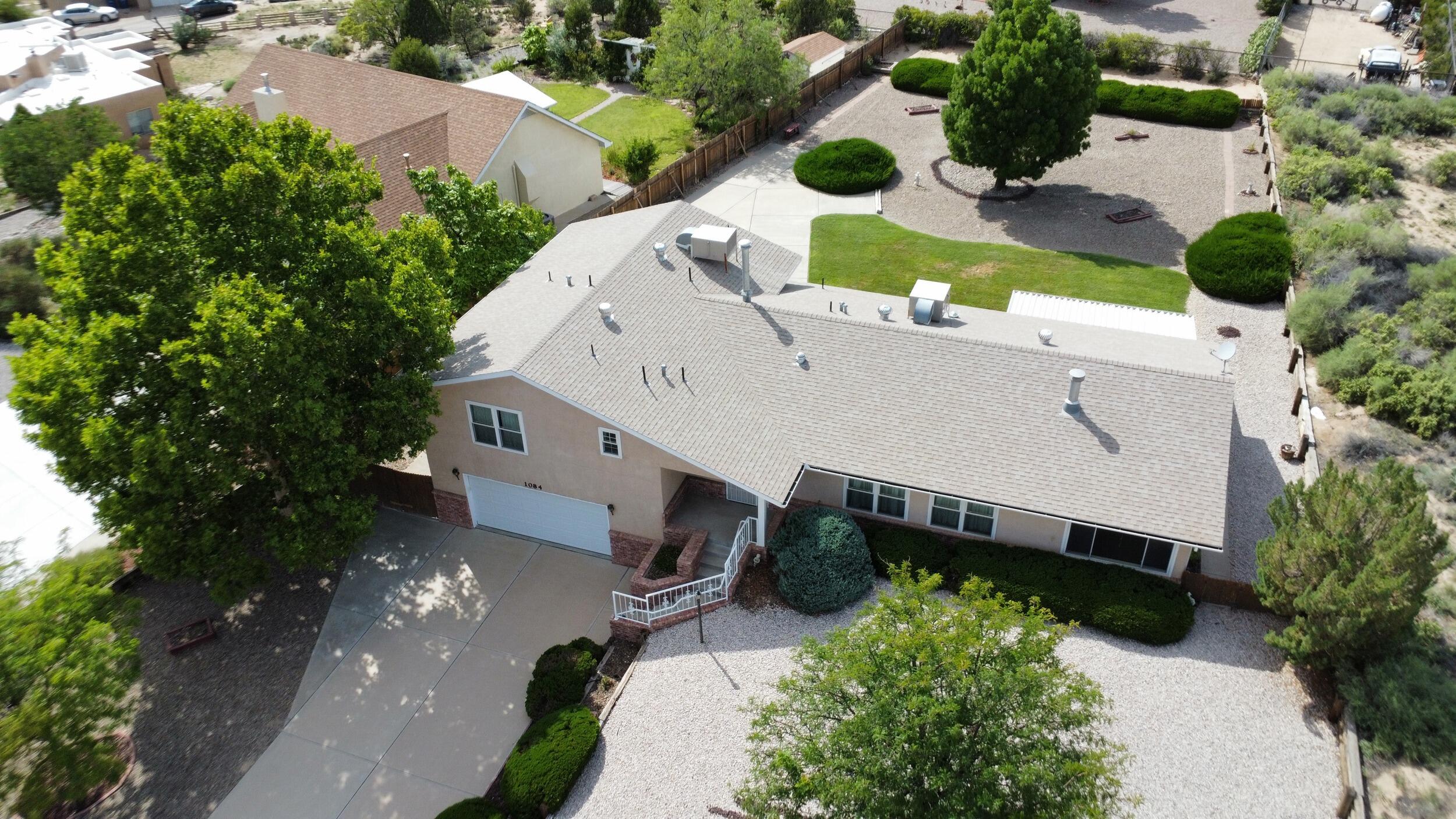 1084 Mesa Loop NW