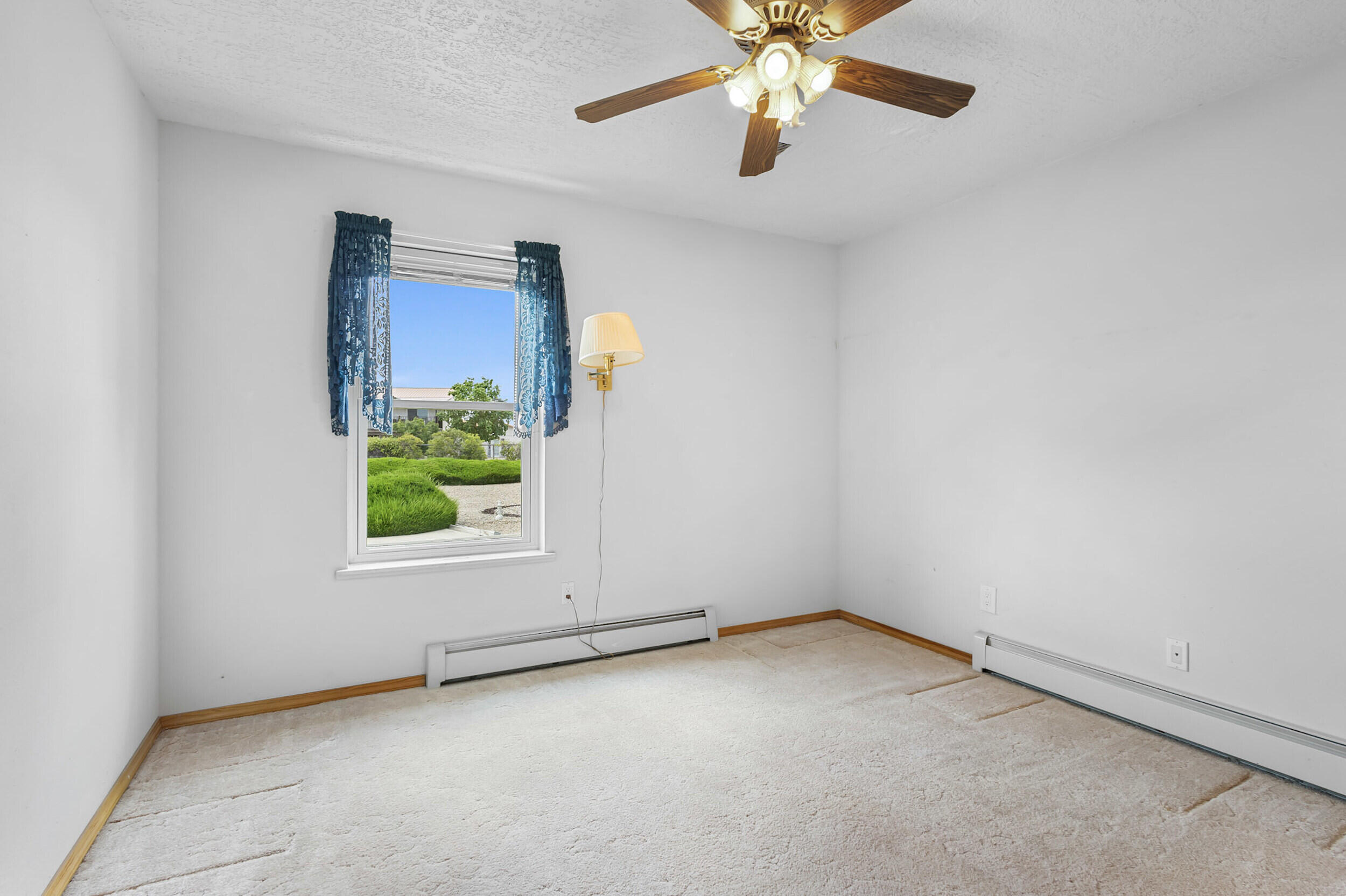 1084 Mesa Loop NW