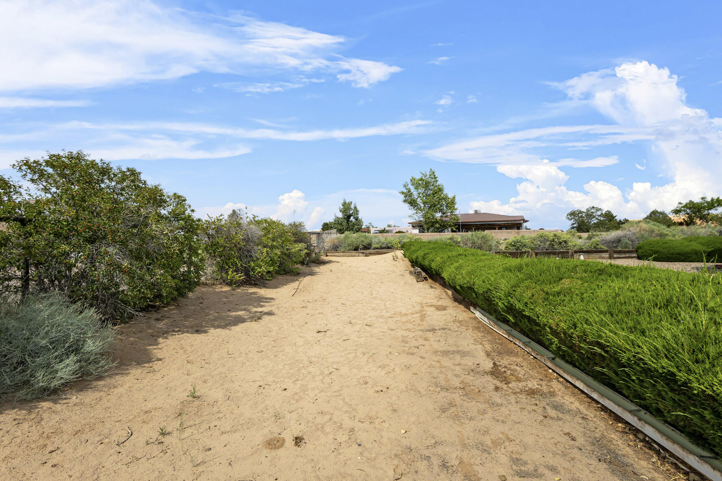 1084 Mesa Loop NW