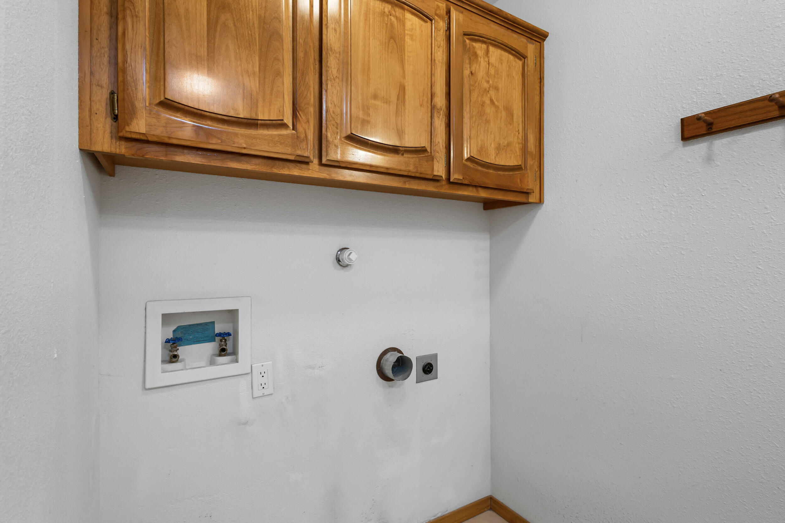 1084 Mesa Loop NW
