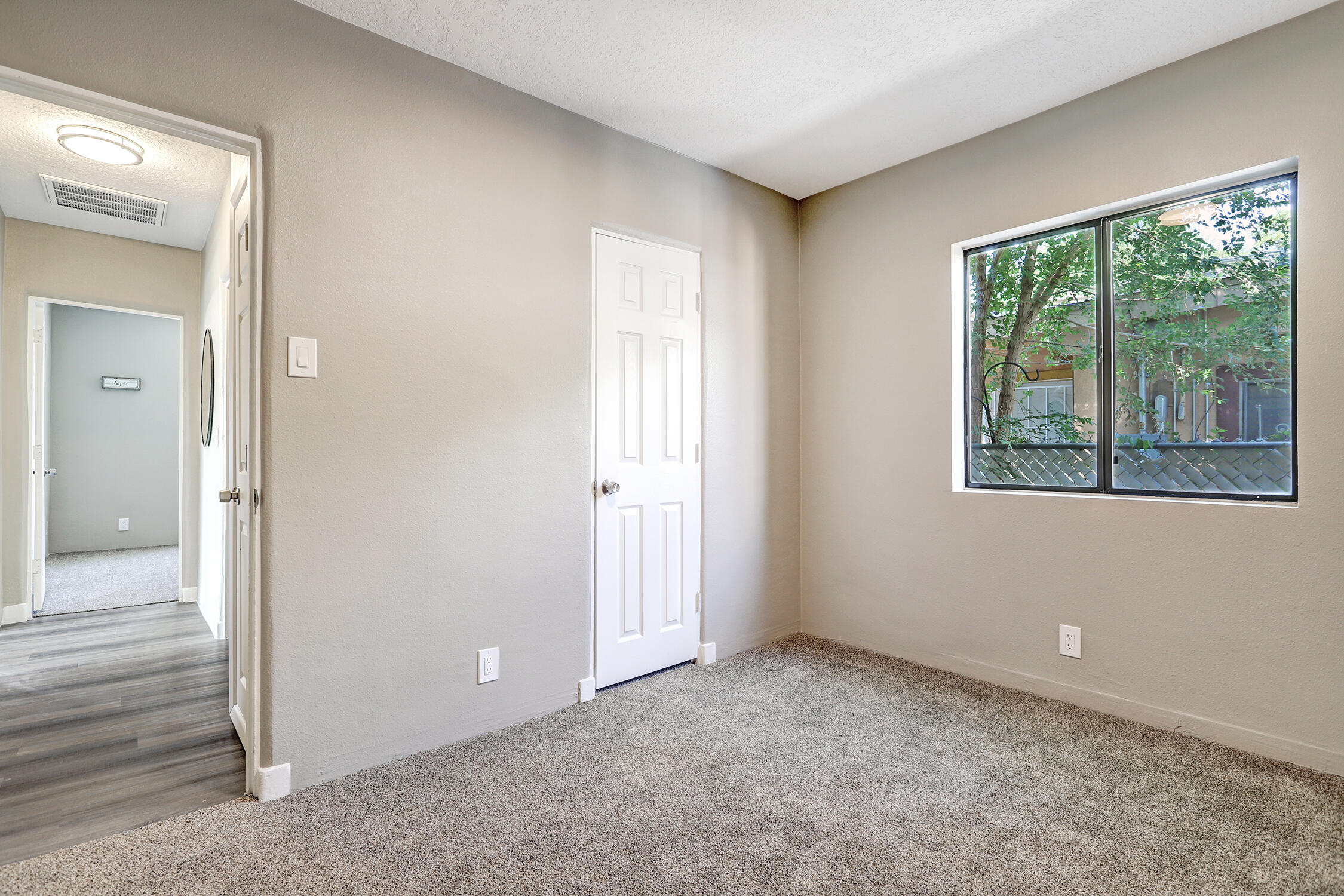 1365 Young Avenue SW