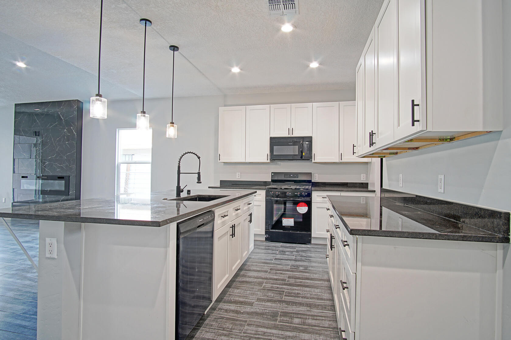 1915 Mccracken Road SW