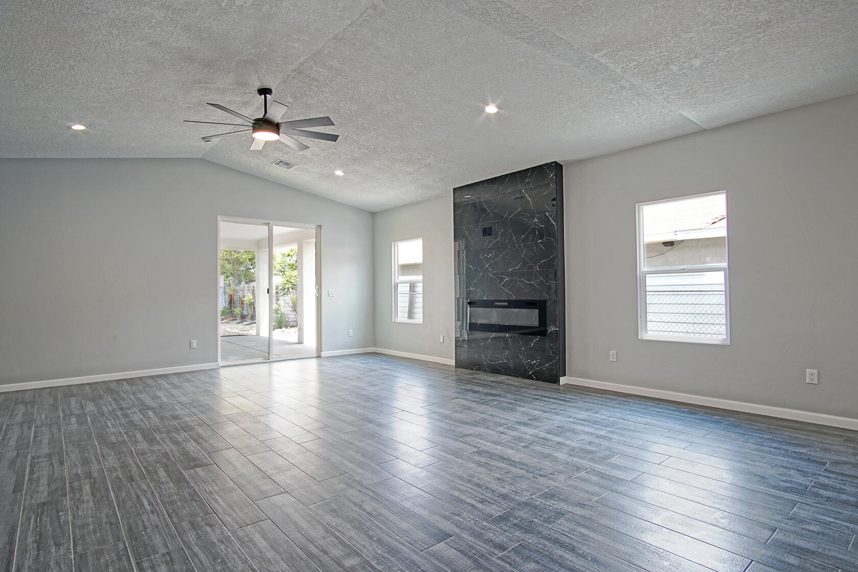 1915 Mccracken Road SW